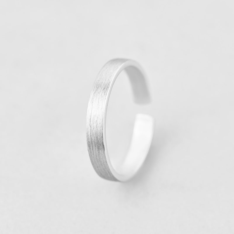 Серебряные обручальные кольца 10198-17.5r-1-800x800