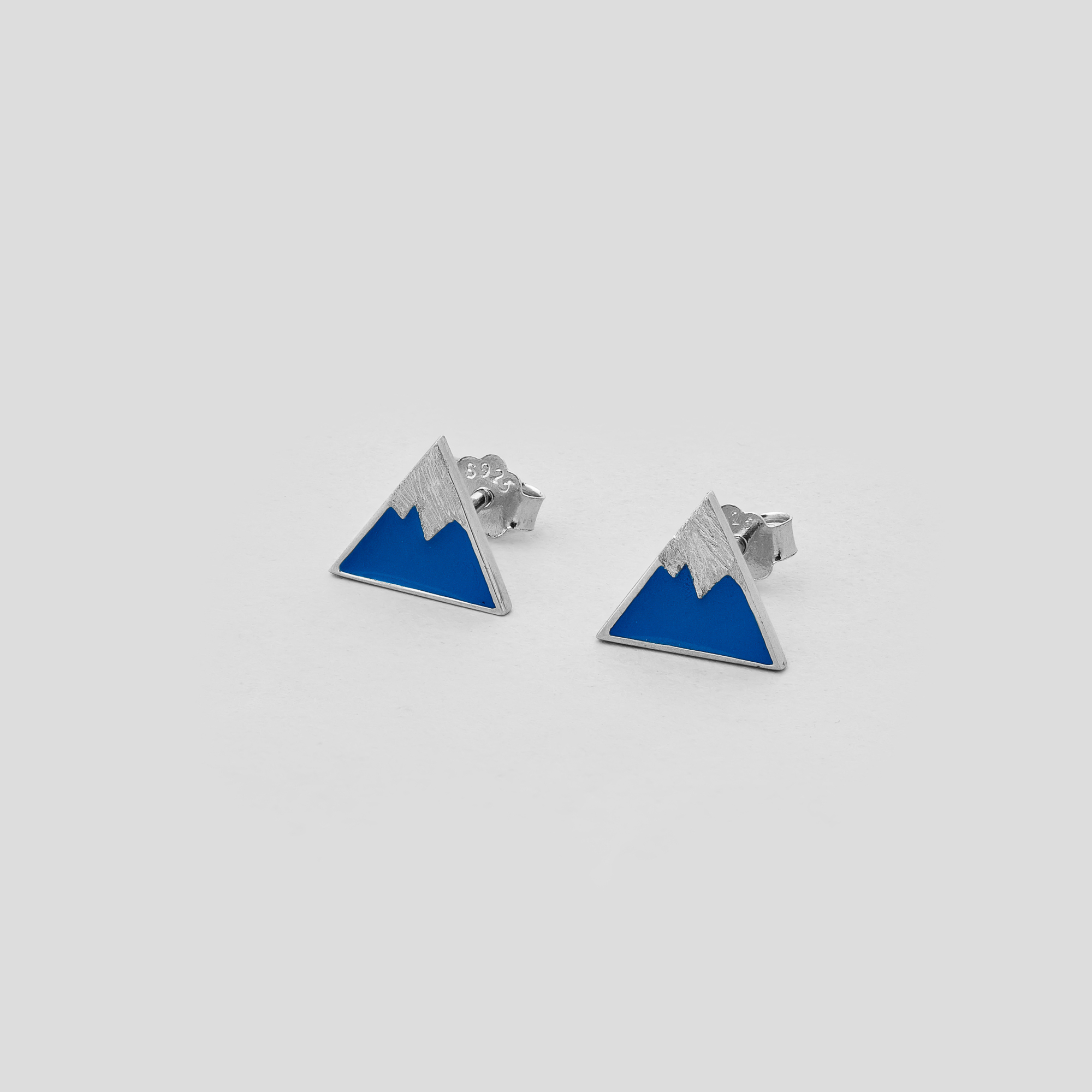 

Серебряные серьги Minimal 20506э
