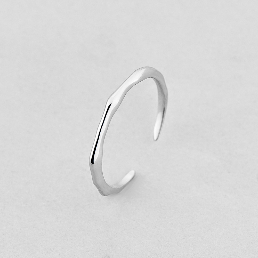 

Серебряное кольцо Minimal 510386- 17