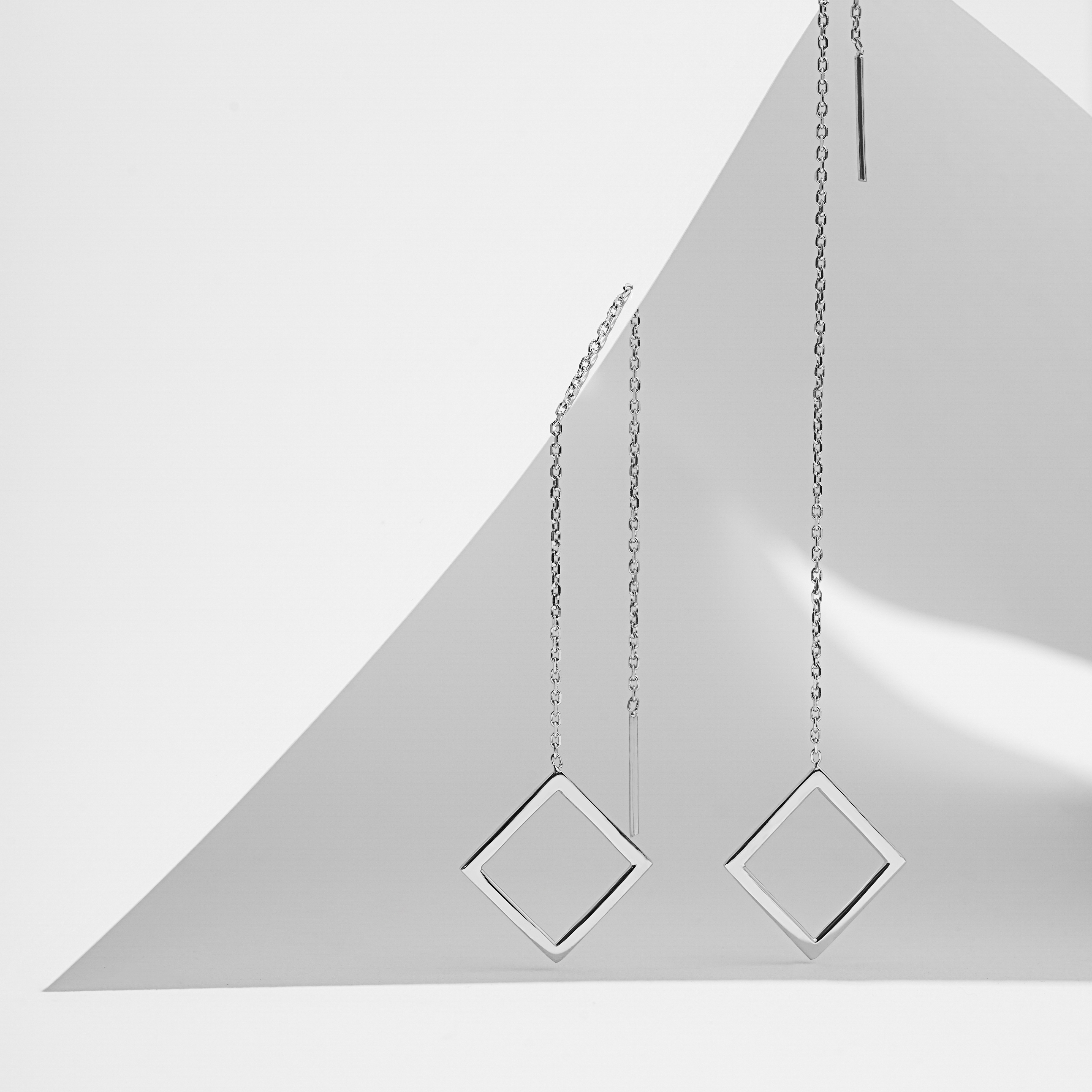

Золотые серьги Minimal W20103-б/МС7564бр