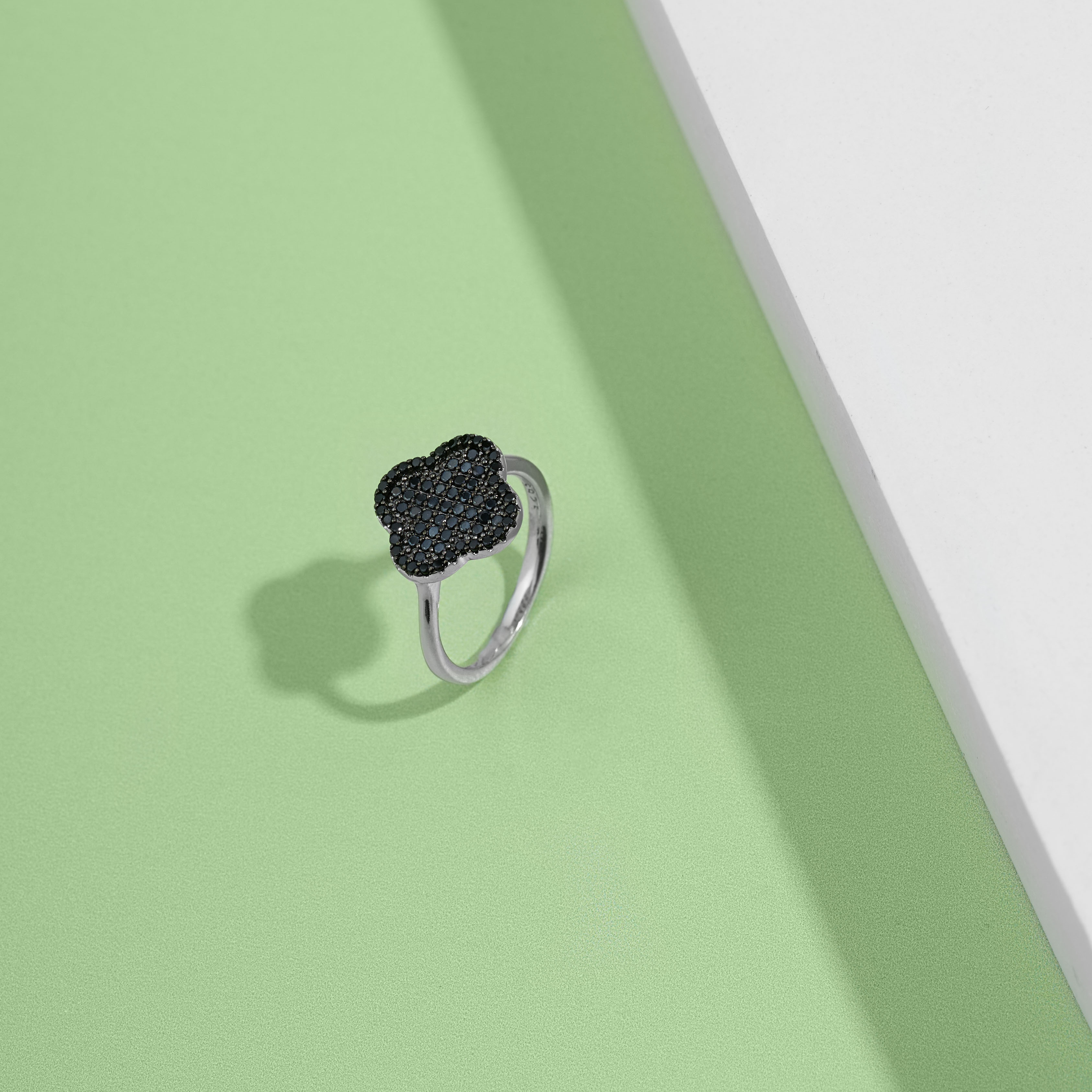 

Серебряное кольцо Minimal 9510341ч-9510241ч- 17