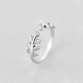 серебряное кольцо