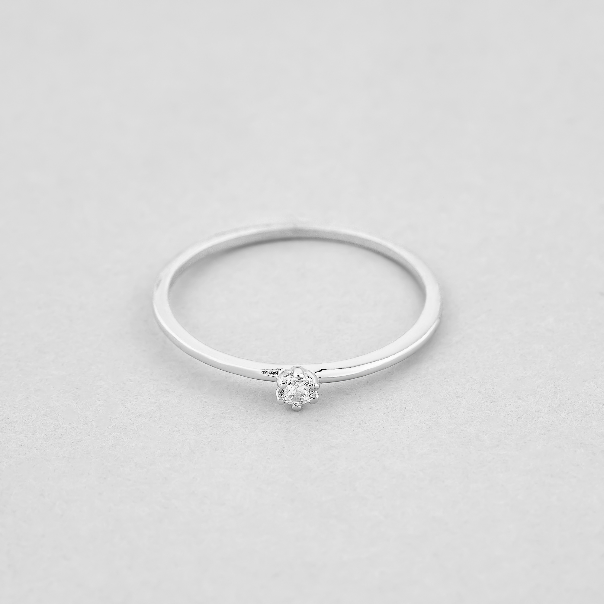 

Серебряное кольцо Minimal 4055-16.5 16.5