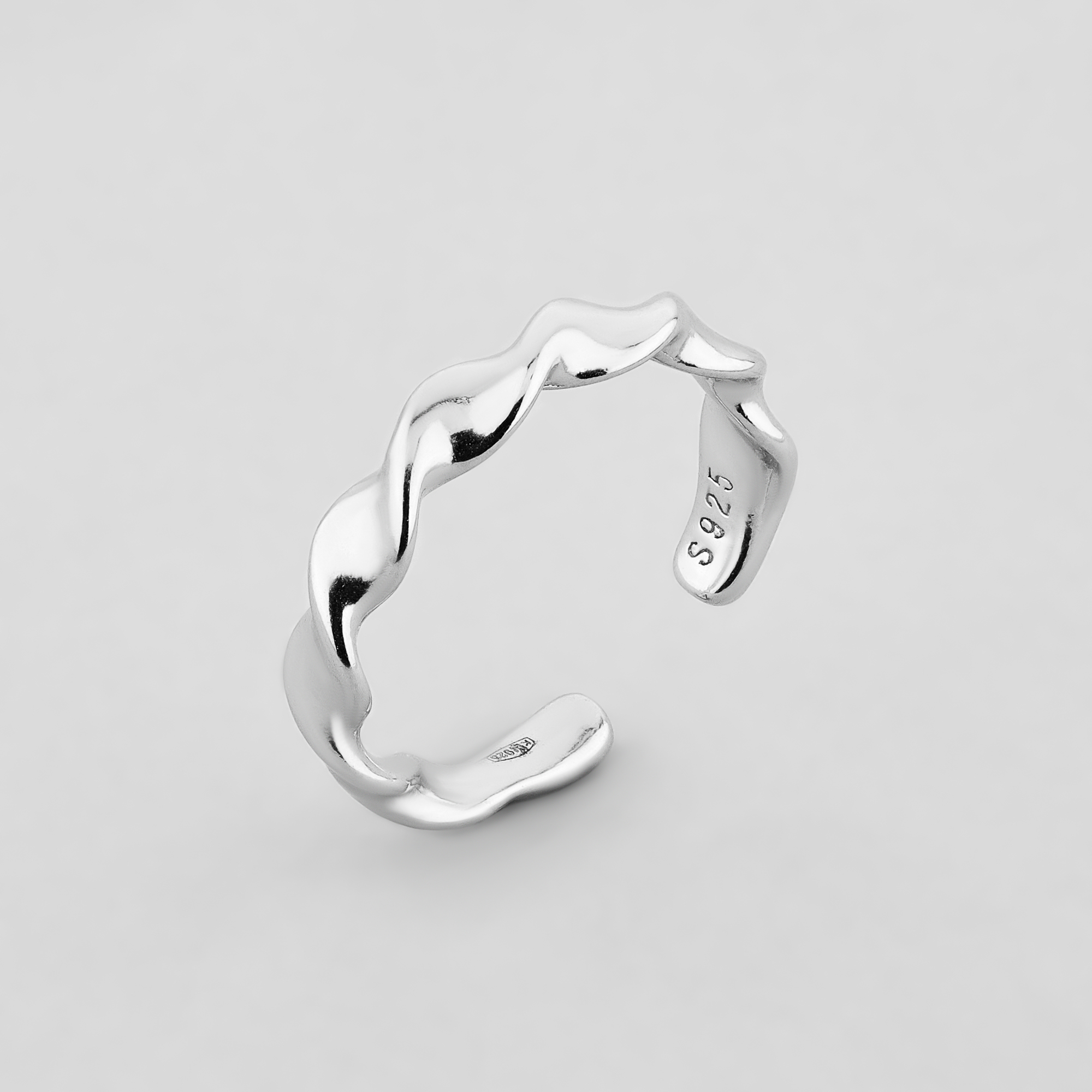 

Серебряное кольцо Minimal 510418