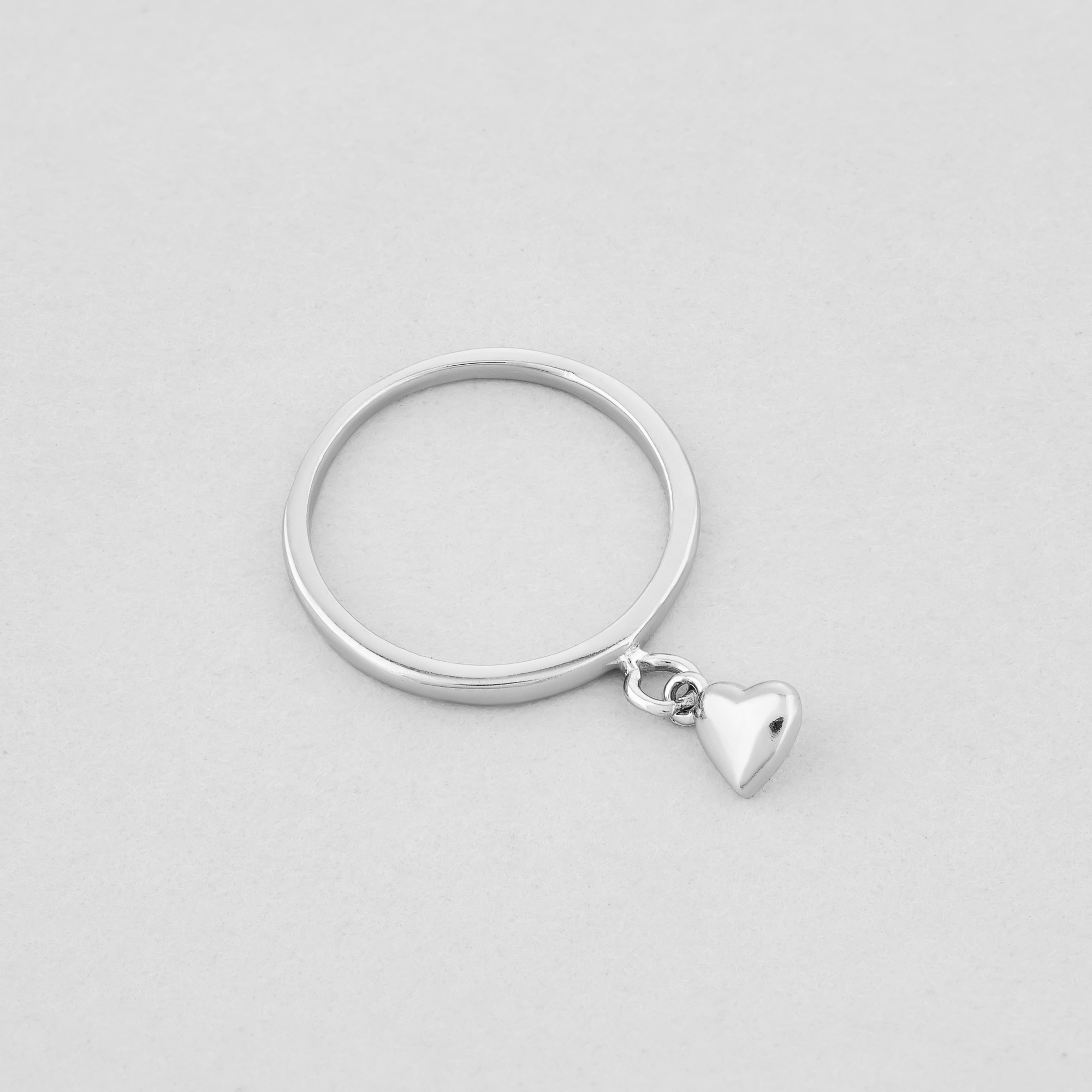 

Серебряное кольцо Minimal 524/р- 18