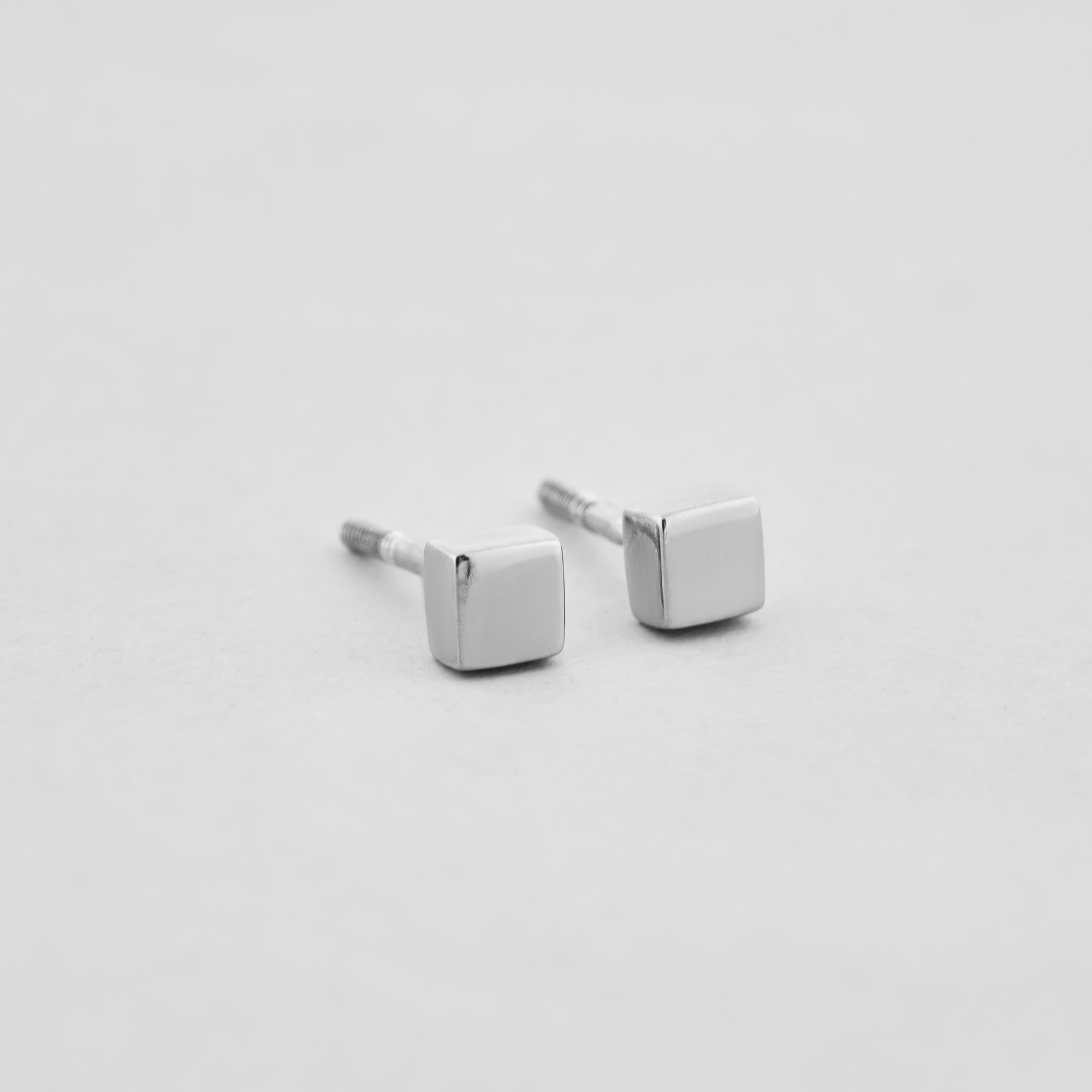 

Серебряные серьги Minimal 731/1