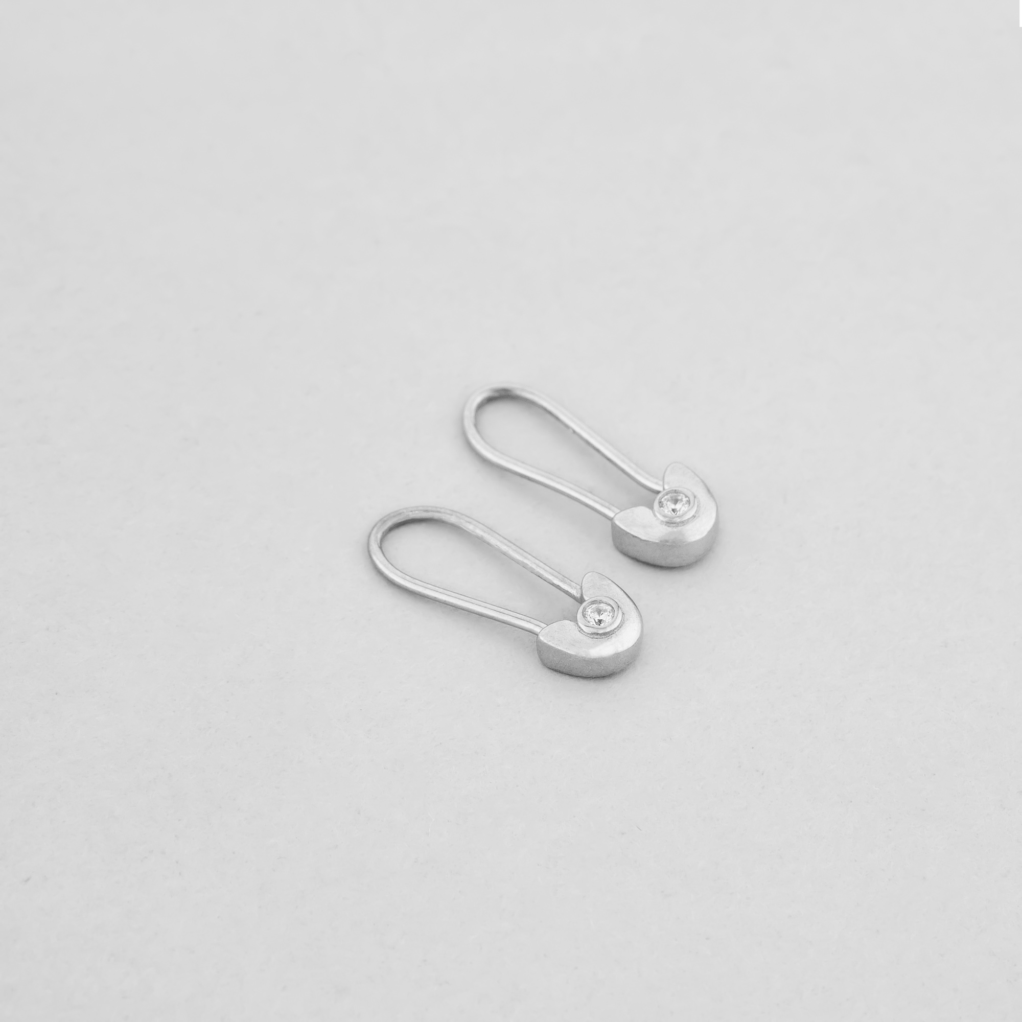 

Серебряные серьги Minimal 1722