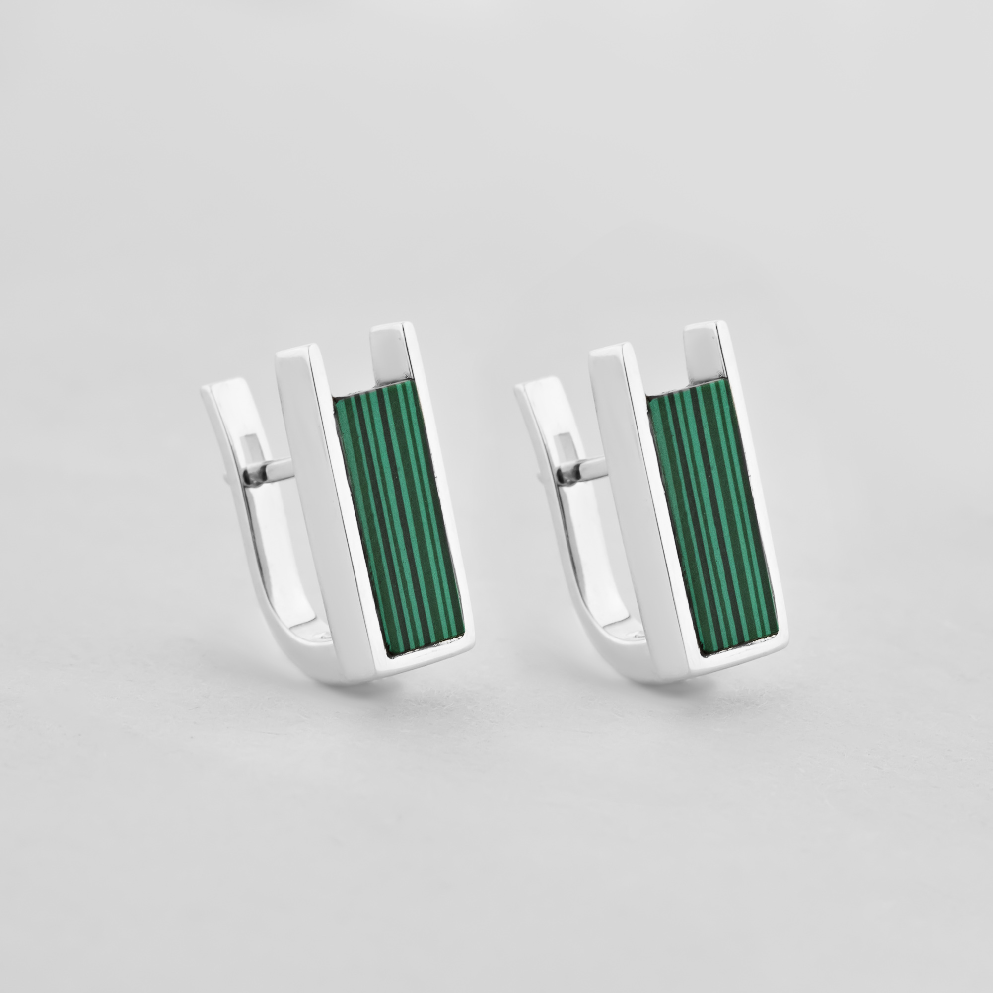 

Серебряные серьги Minimal 1841-green