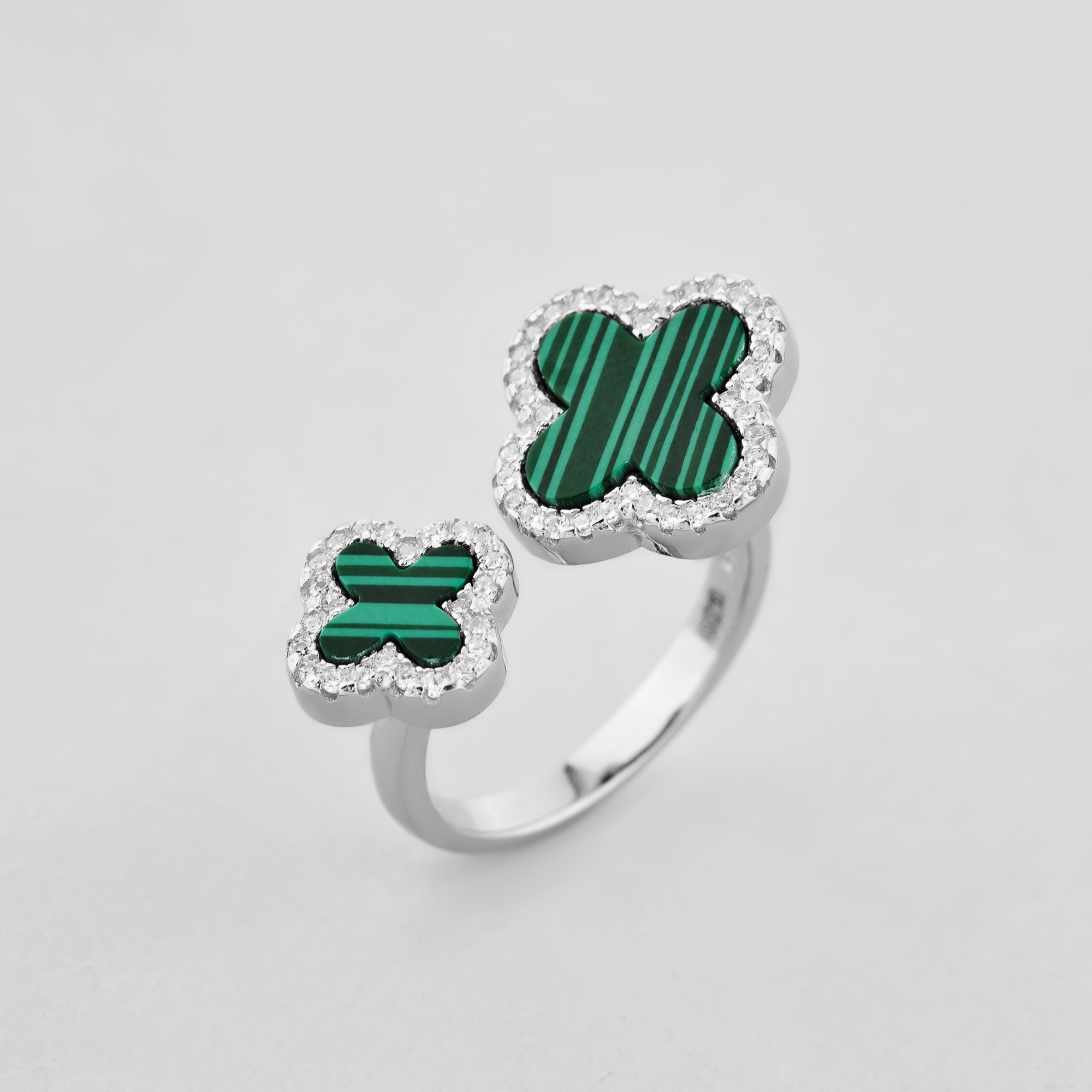 

Серебряное кольцо Minimal 510398з