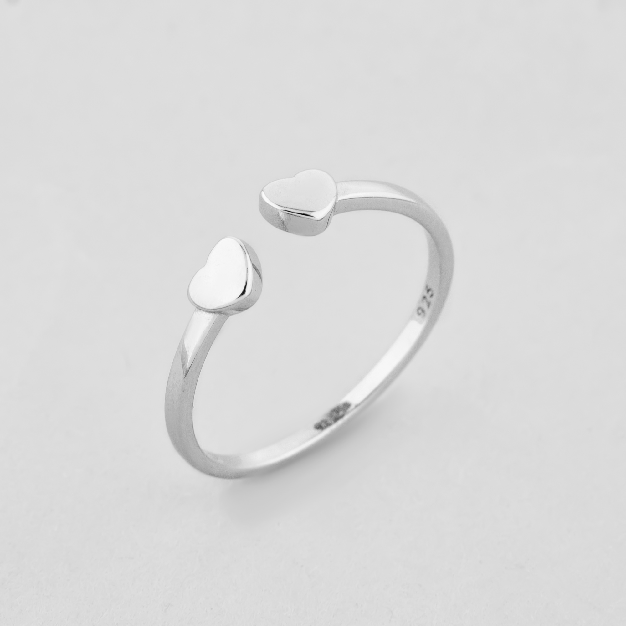 

Серебряное кольцо Minimal 510419