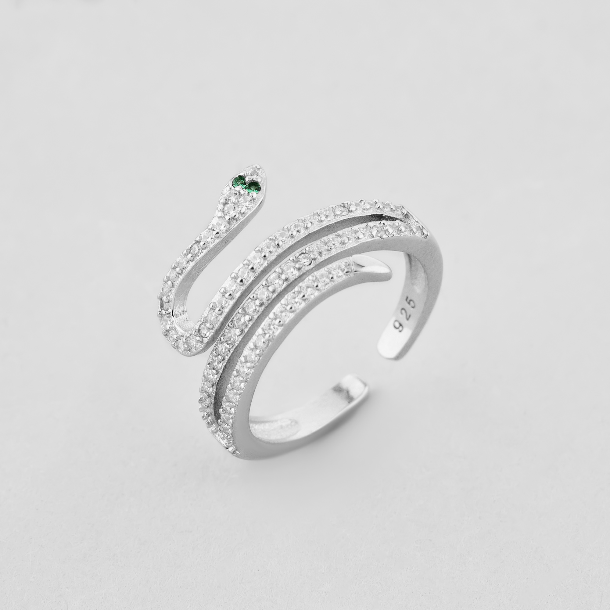 

Серебряное кольцо Minimal 510476зб