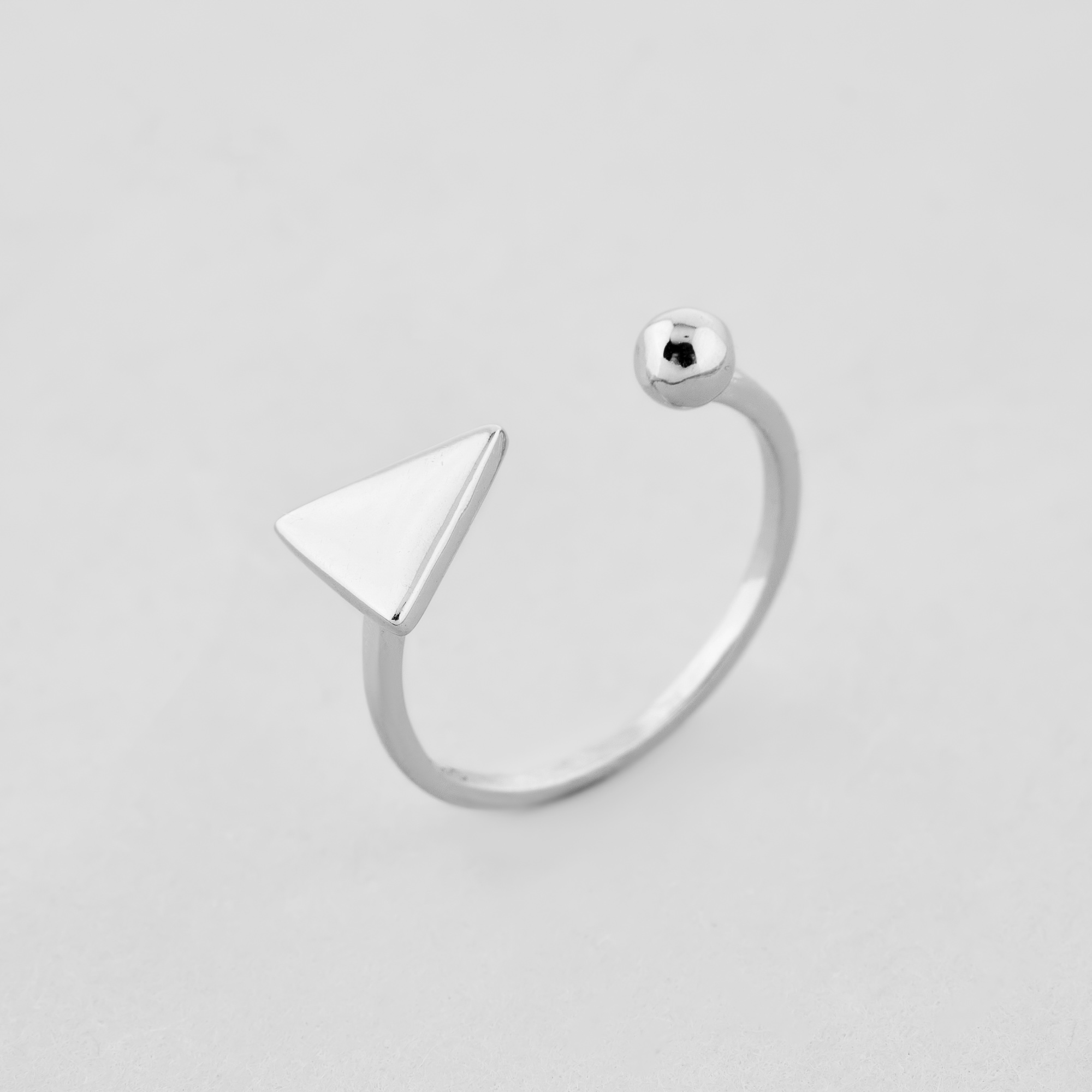 

Серебряное кольцо Minimal 510489