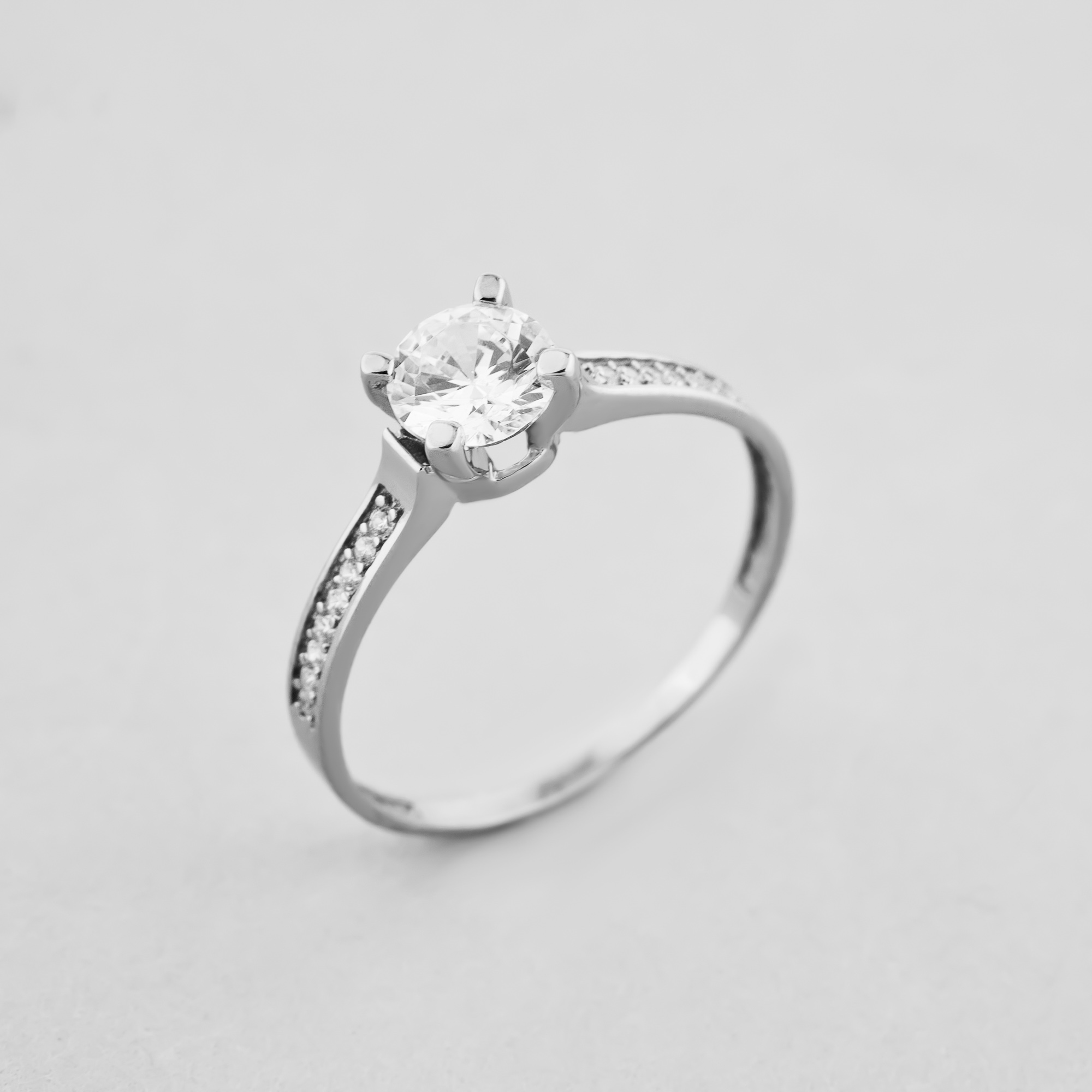 

Серебряное кольцо Minimal 510494б- 16