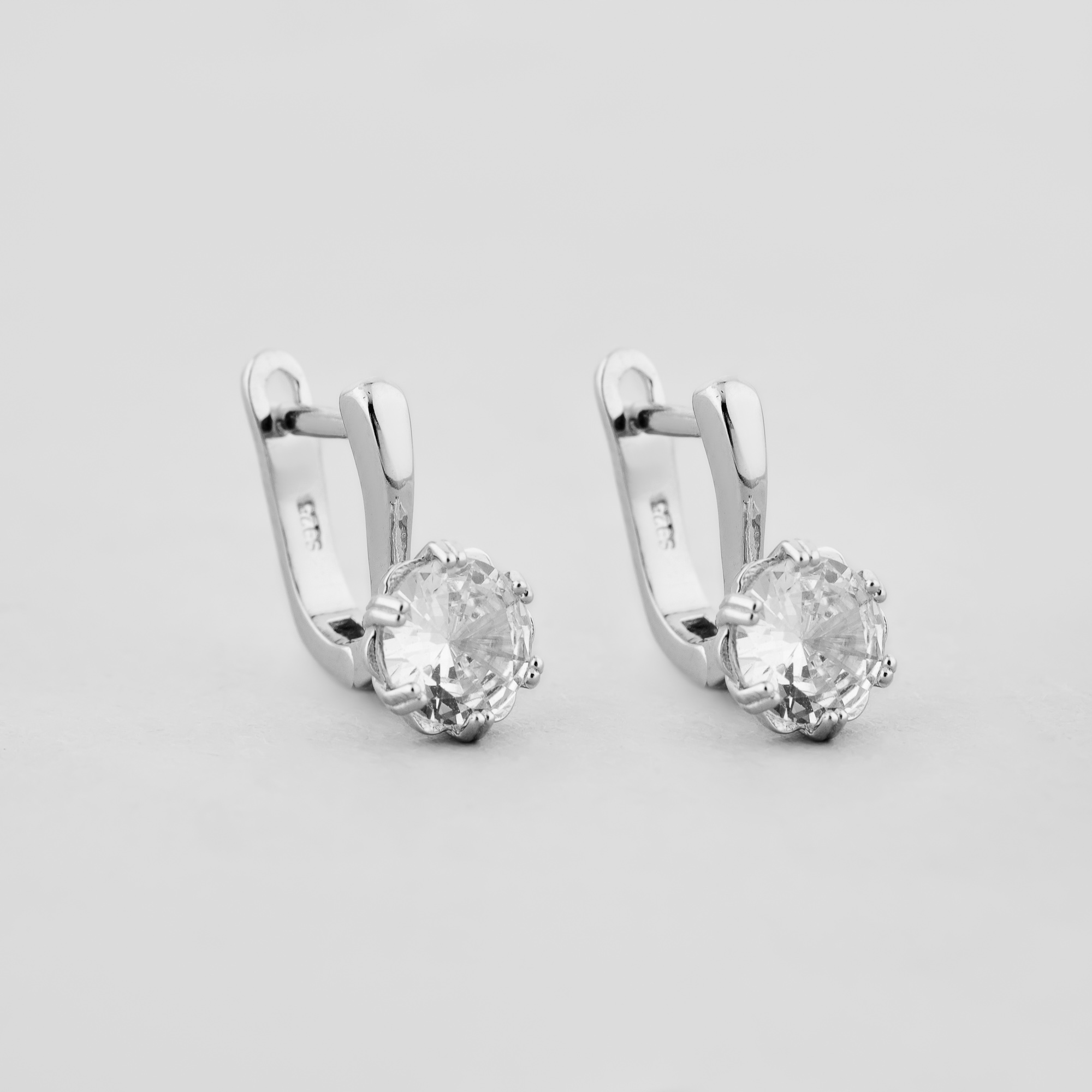

Серебряные серьги Minimal 92-0020б