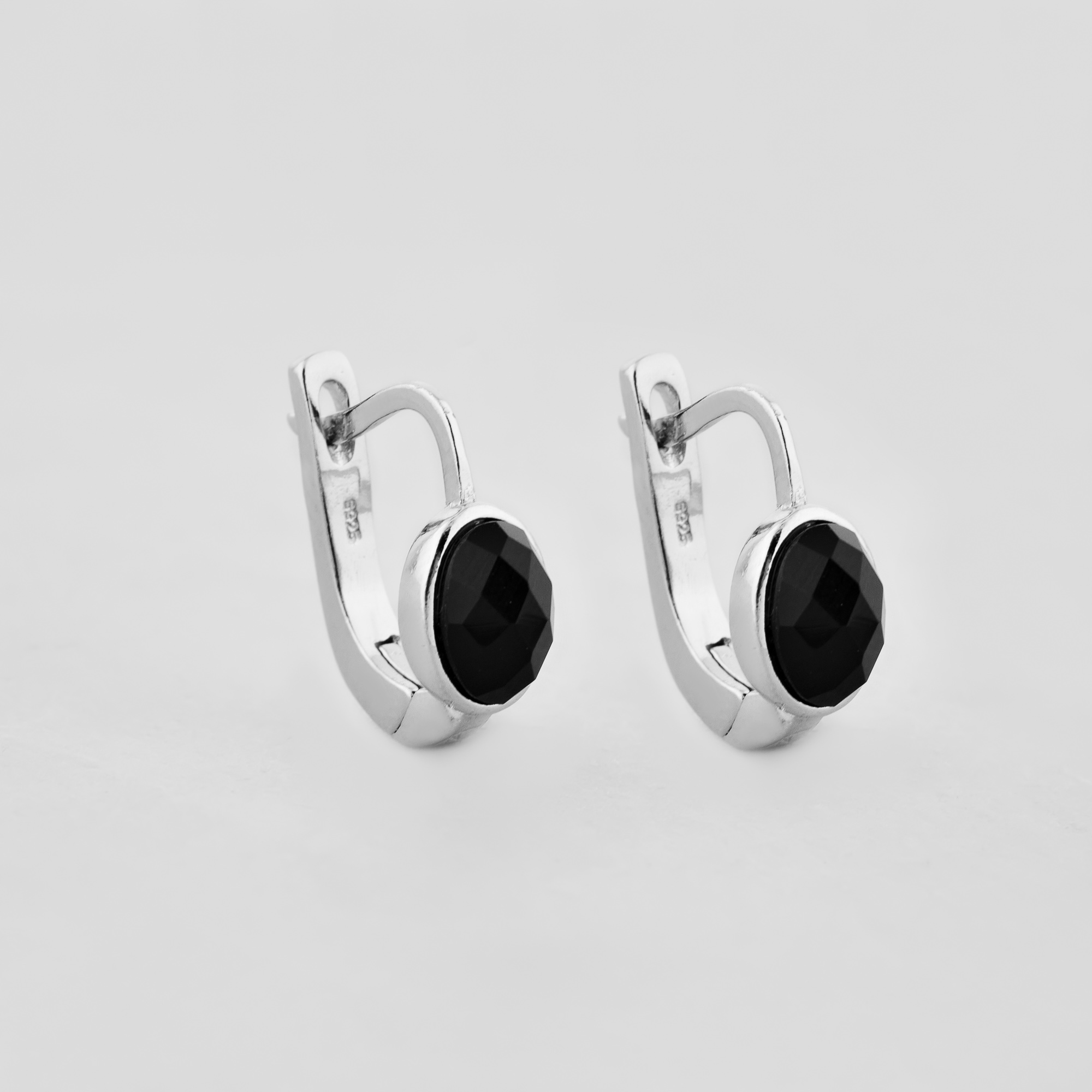 

Серебряные серьги Minimal 9520144он