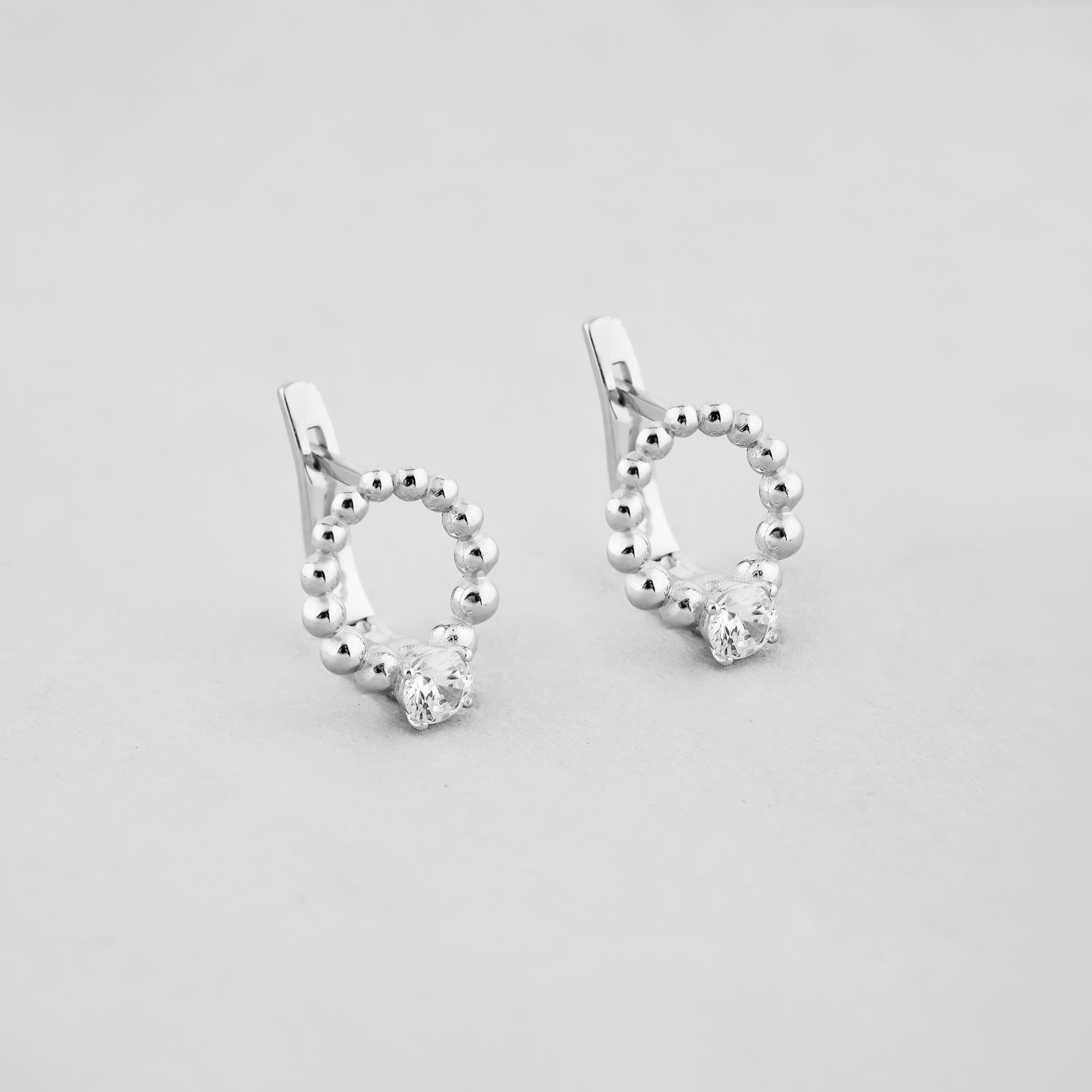 

Серебряные серьги Minimal 1995-white