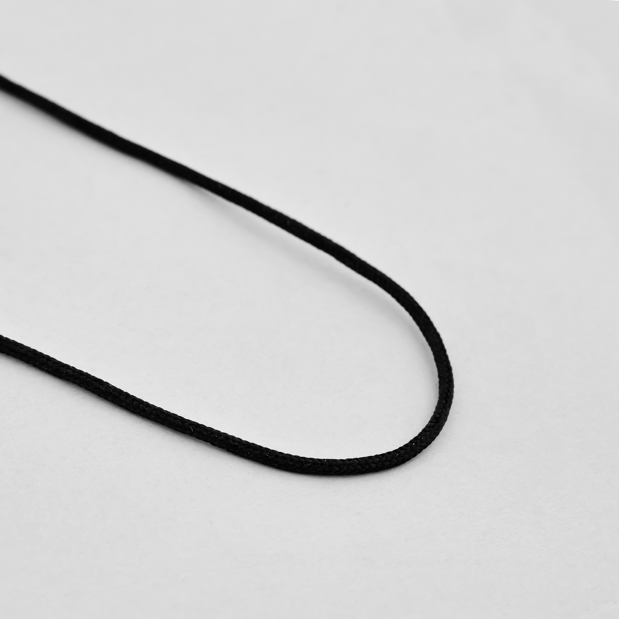 

Цепочка Черная нить