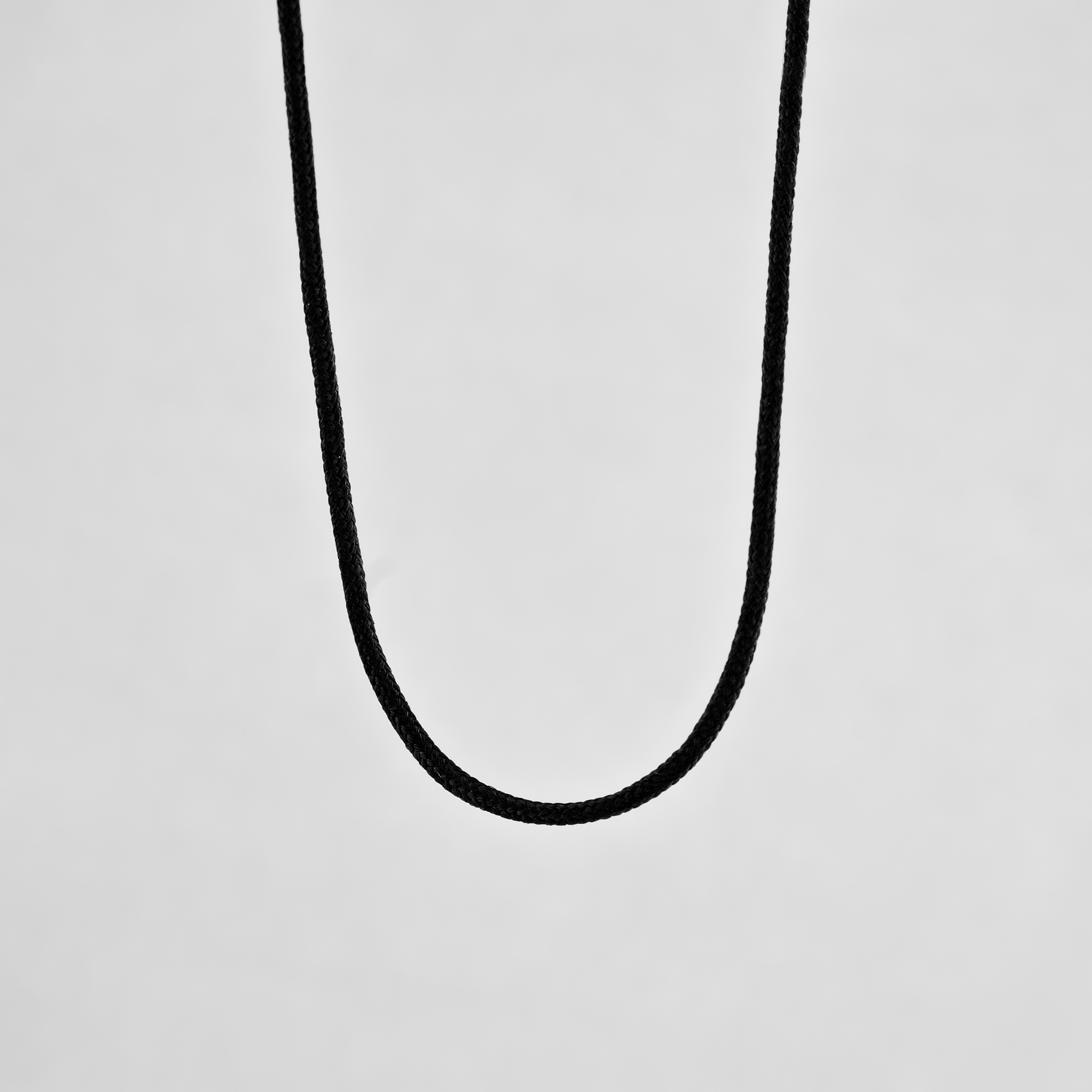 

Цепочка Черная нить