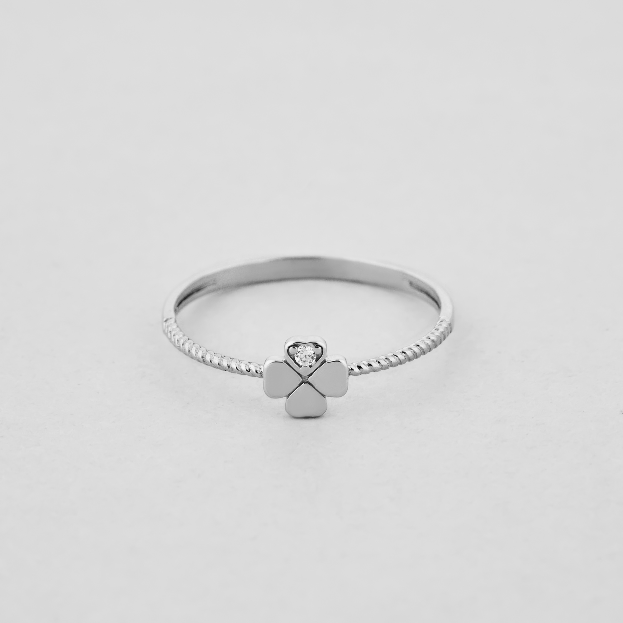 

Кольцо Счастливый цветок