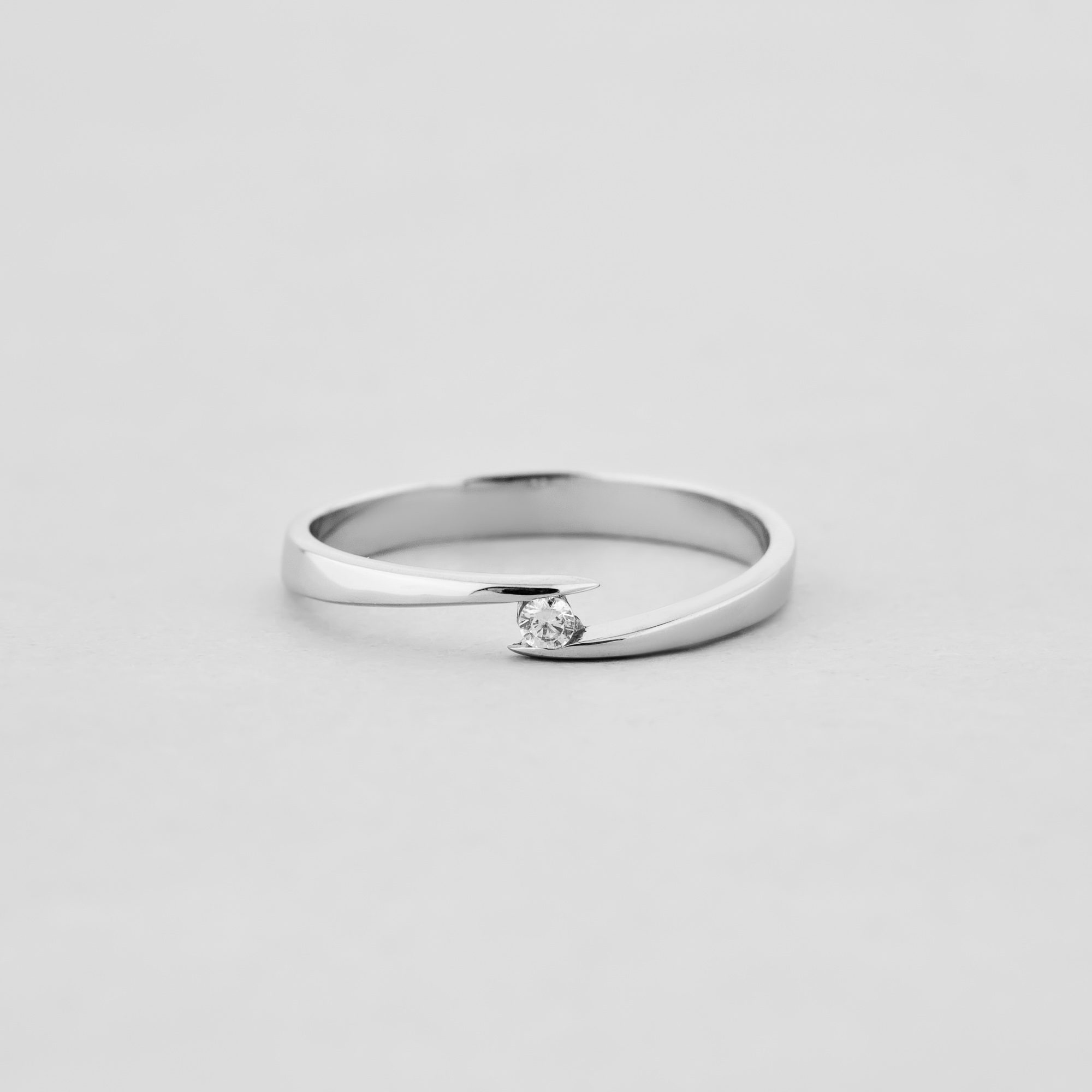 

Кольцо Деликатное чувство