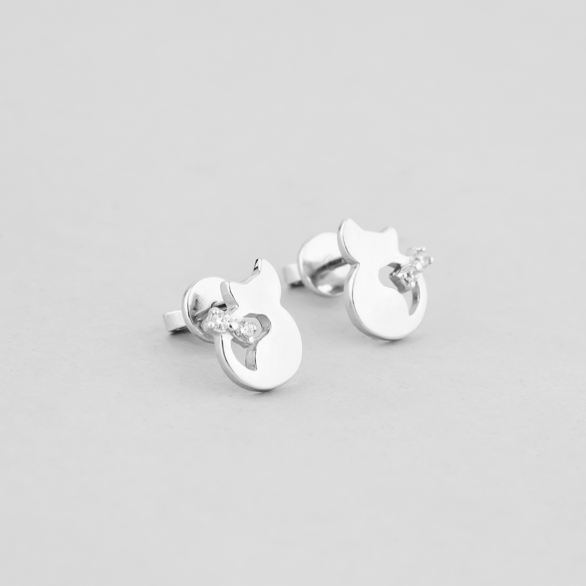 

Серебряные серьги Minimal 25042р