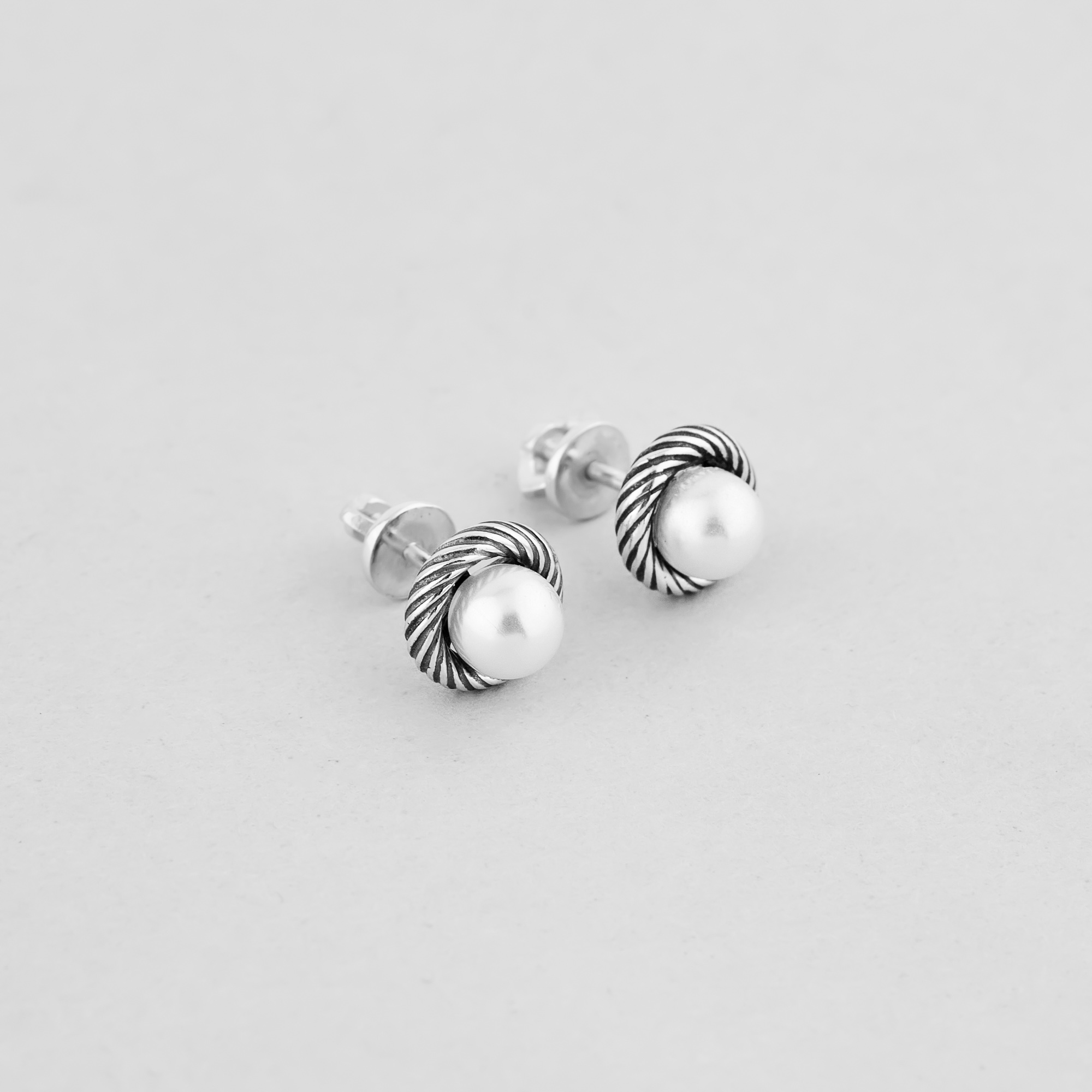 

Серебряные серьги Minimal 2360р