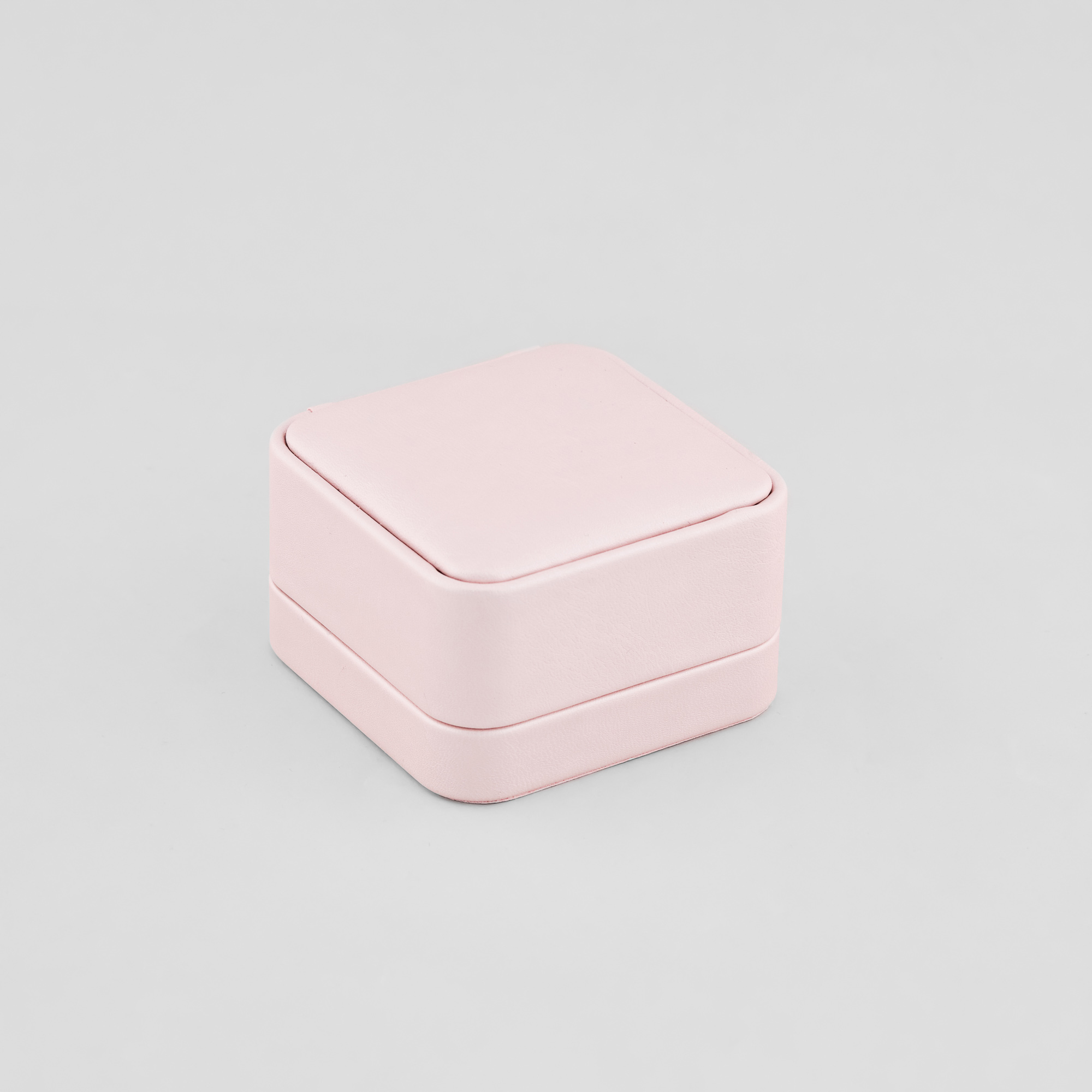 

Подарочная коробочка для подвески или сережек