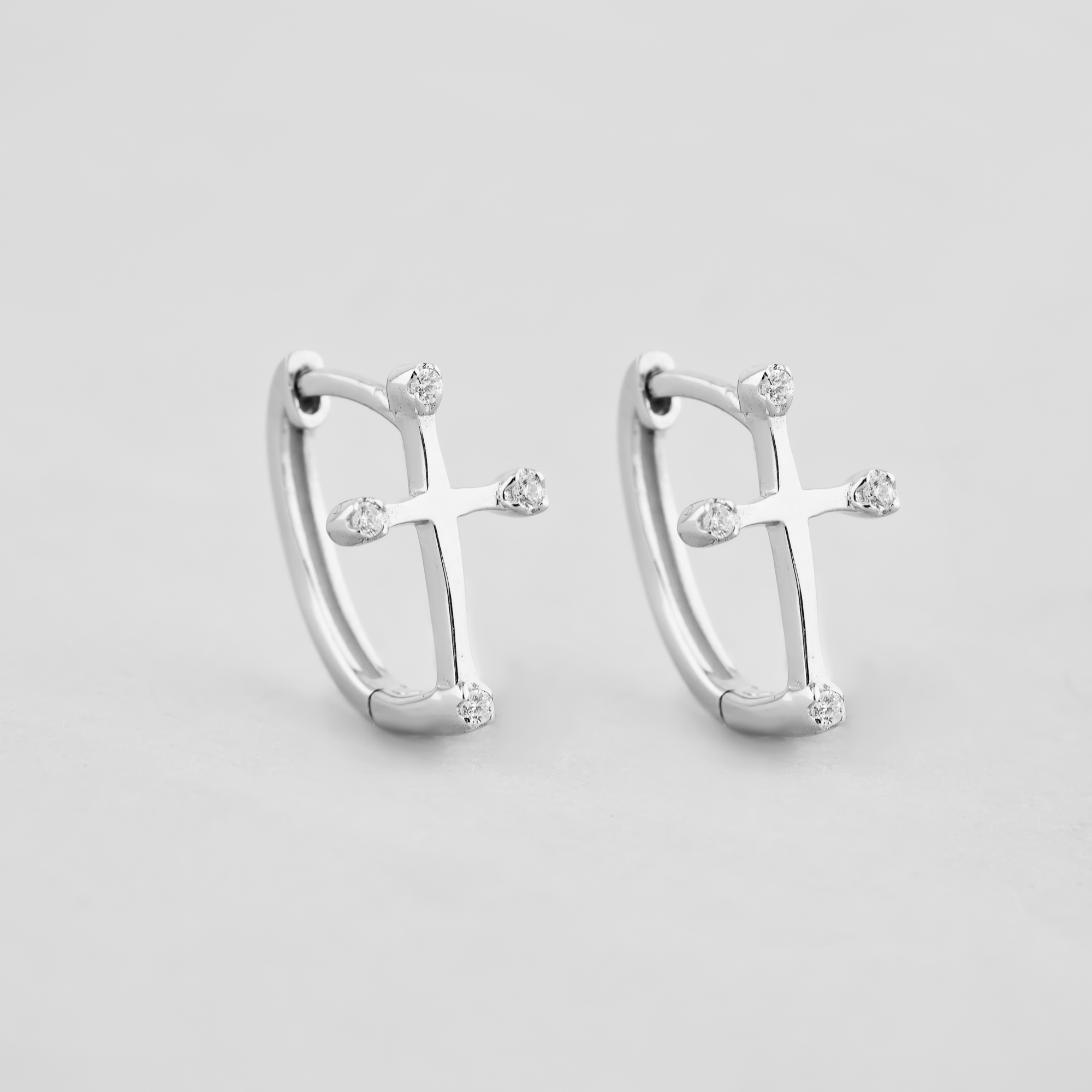 

Серебряные серьги Minimal 2-0013б