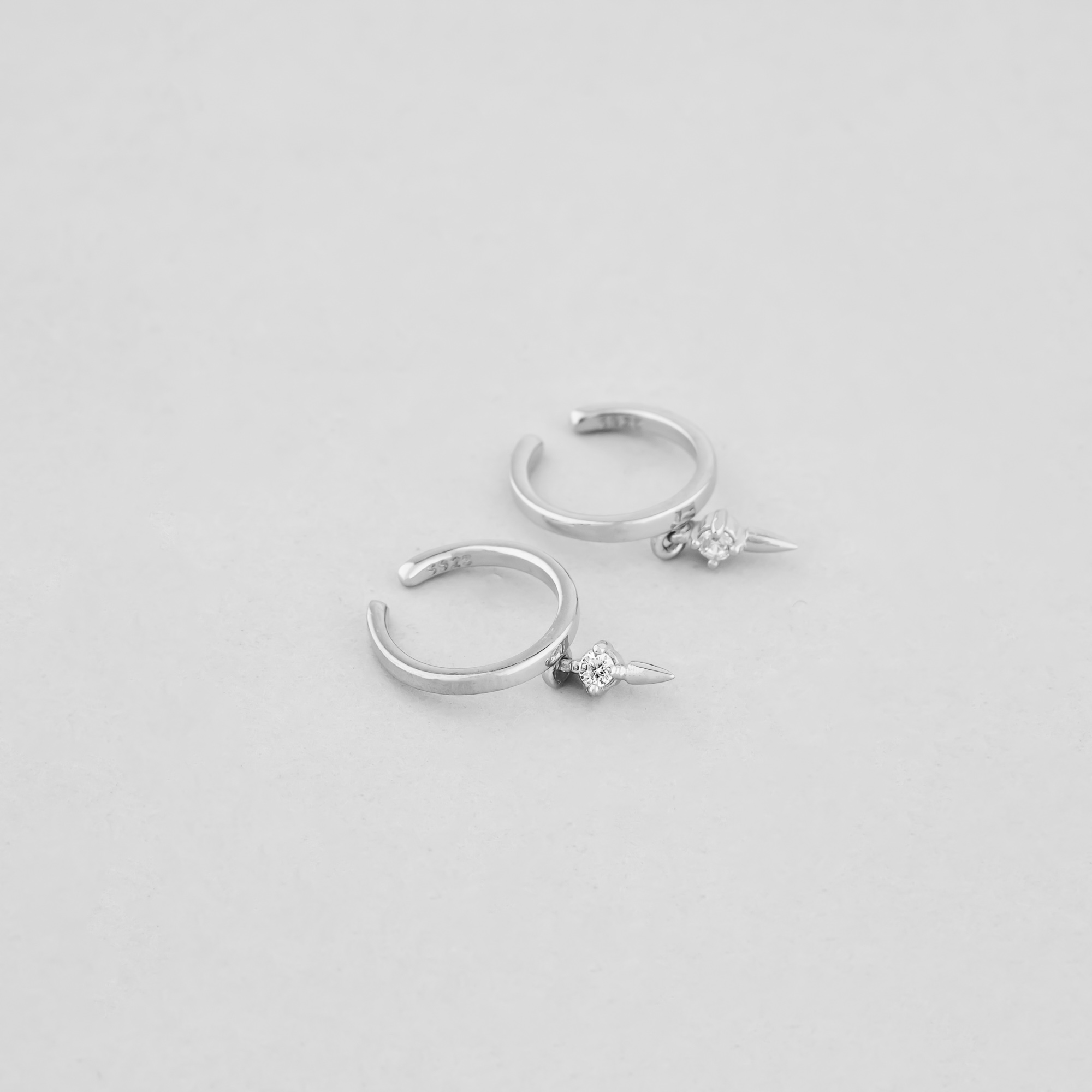 

Серебряные серьги Minimal 21162р