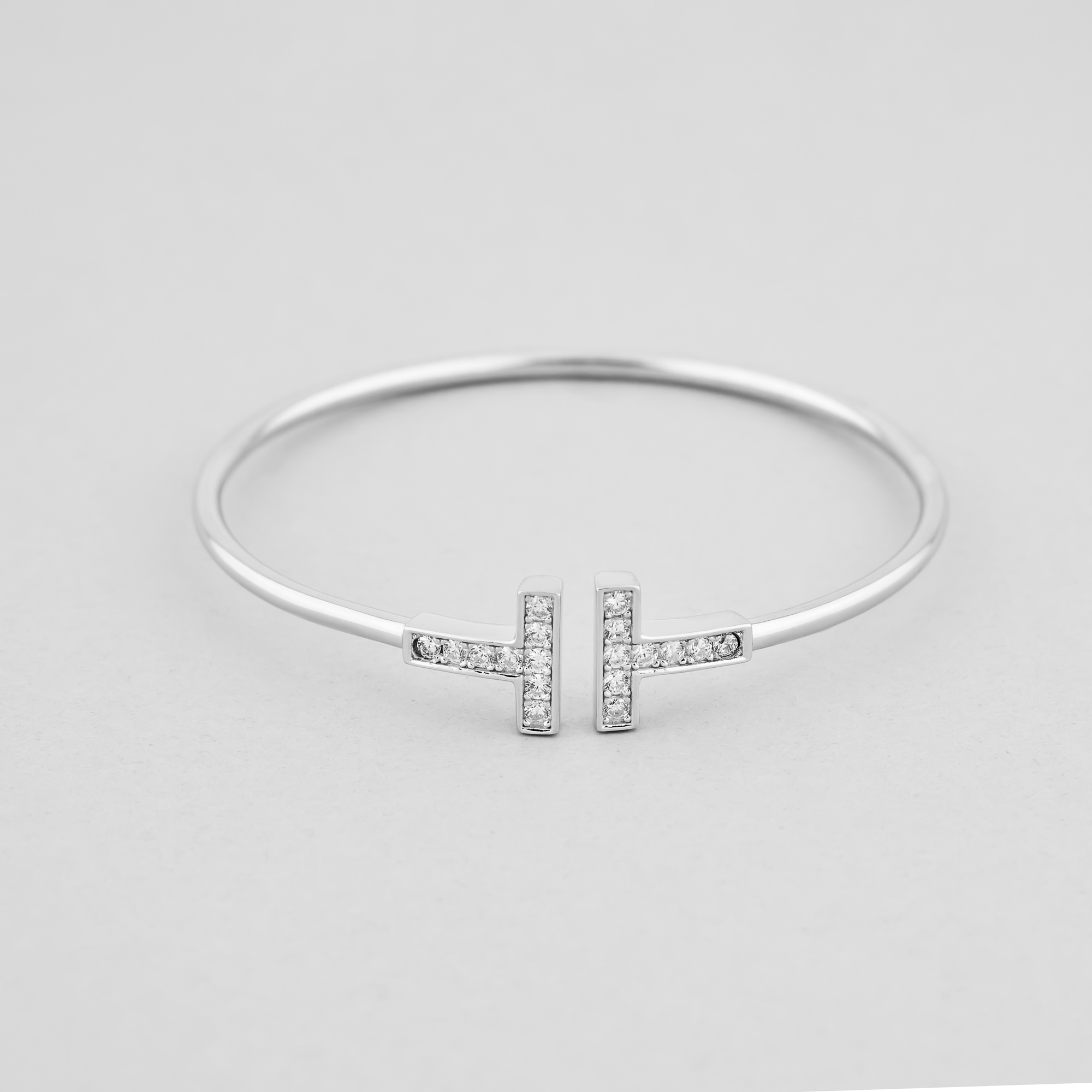 

Серебряный браслет Minimal 550291б