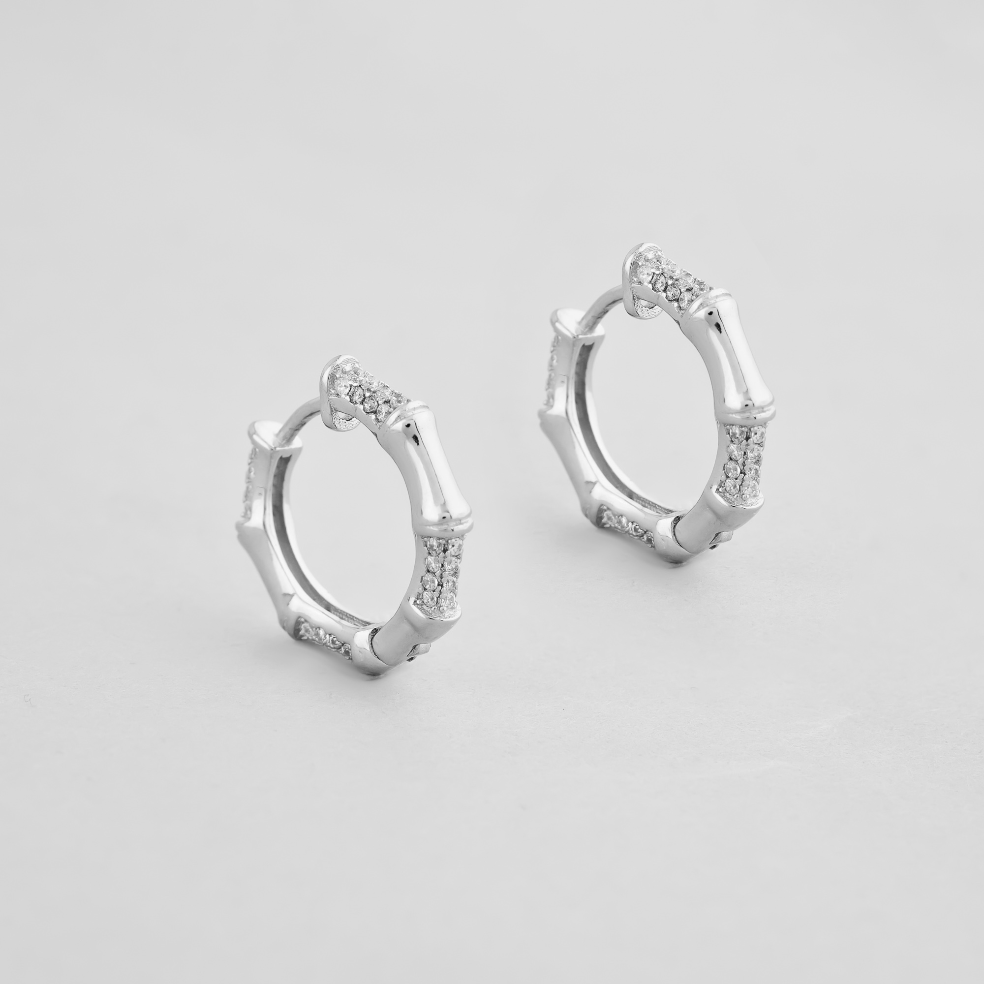 

Серебряные серьги Minimal 9520408б