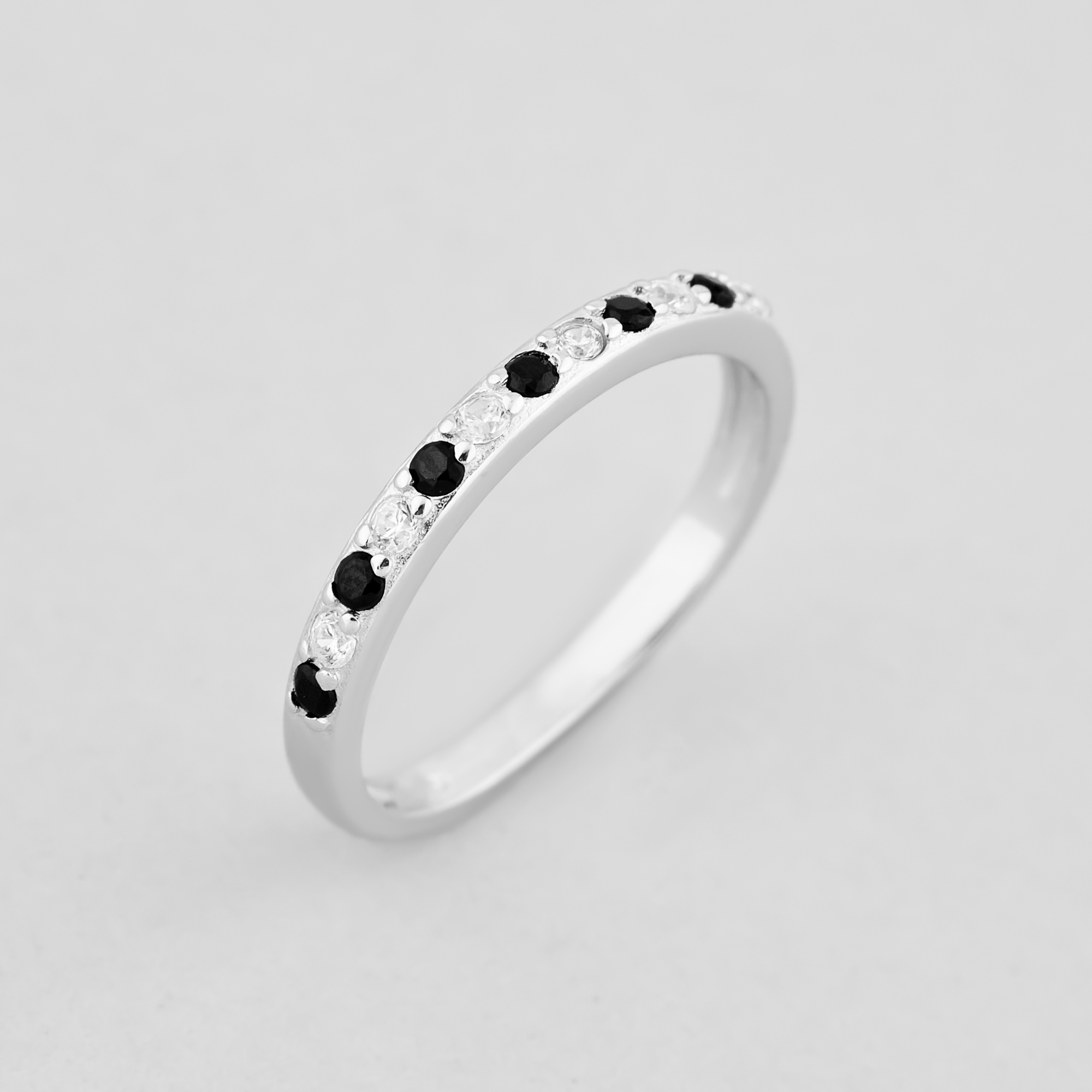 

Серебряное кольцо Minimal 510168чб-.0