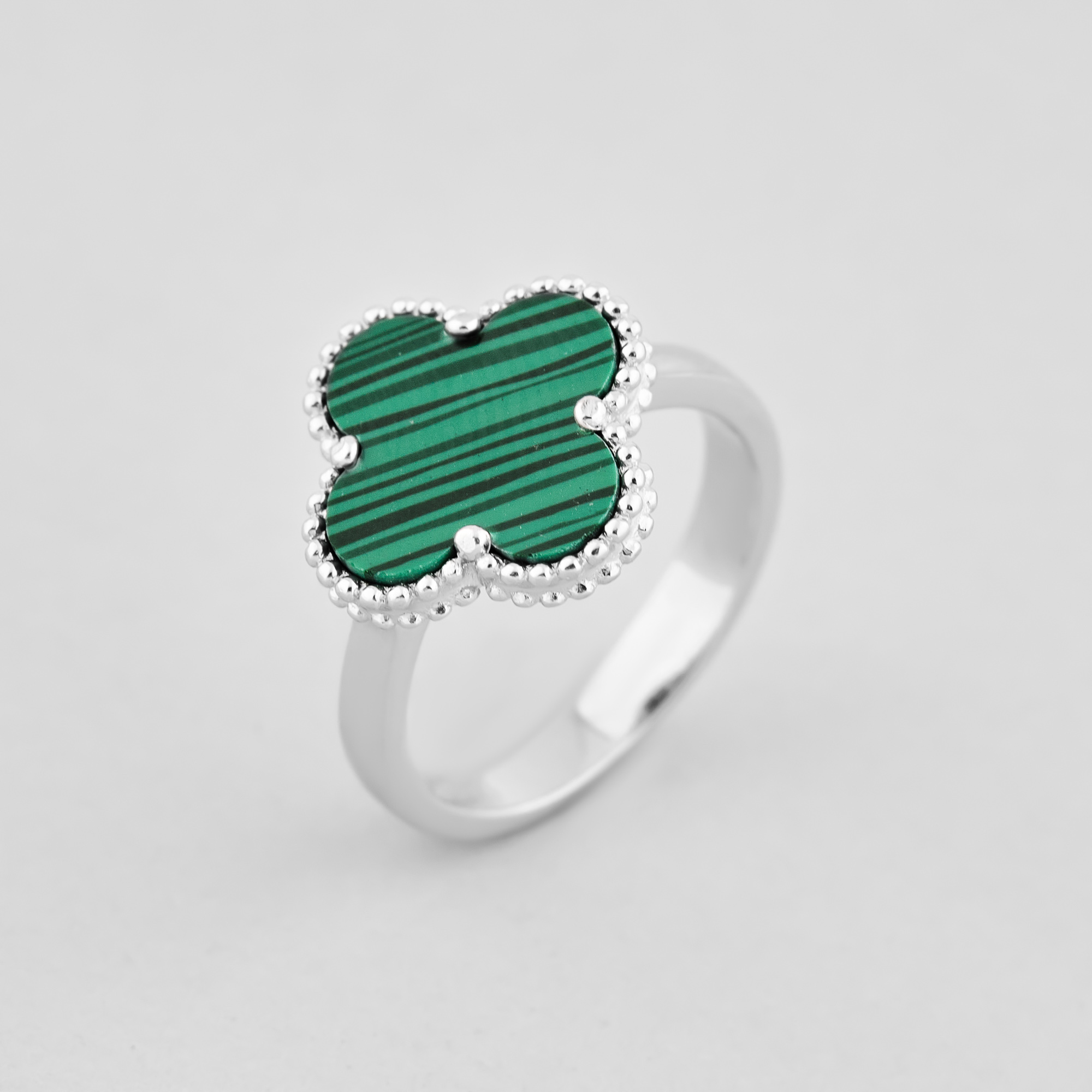 

Серебряное кольцо Minimal 9510198з- 16