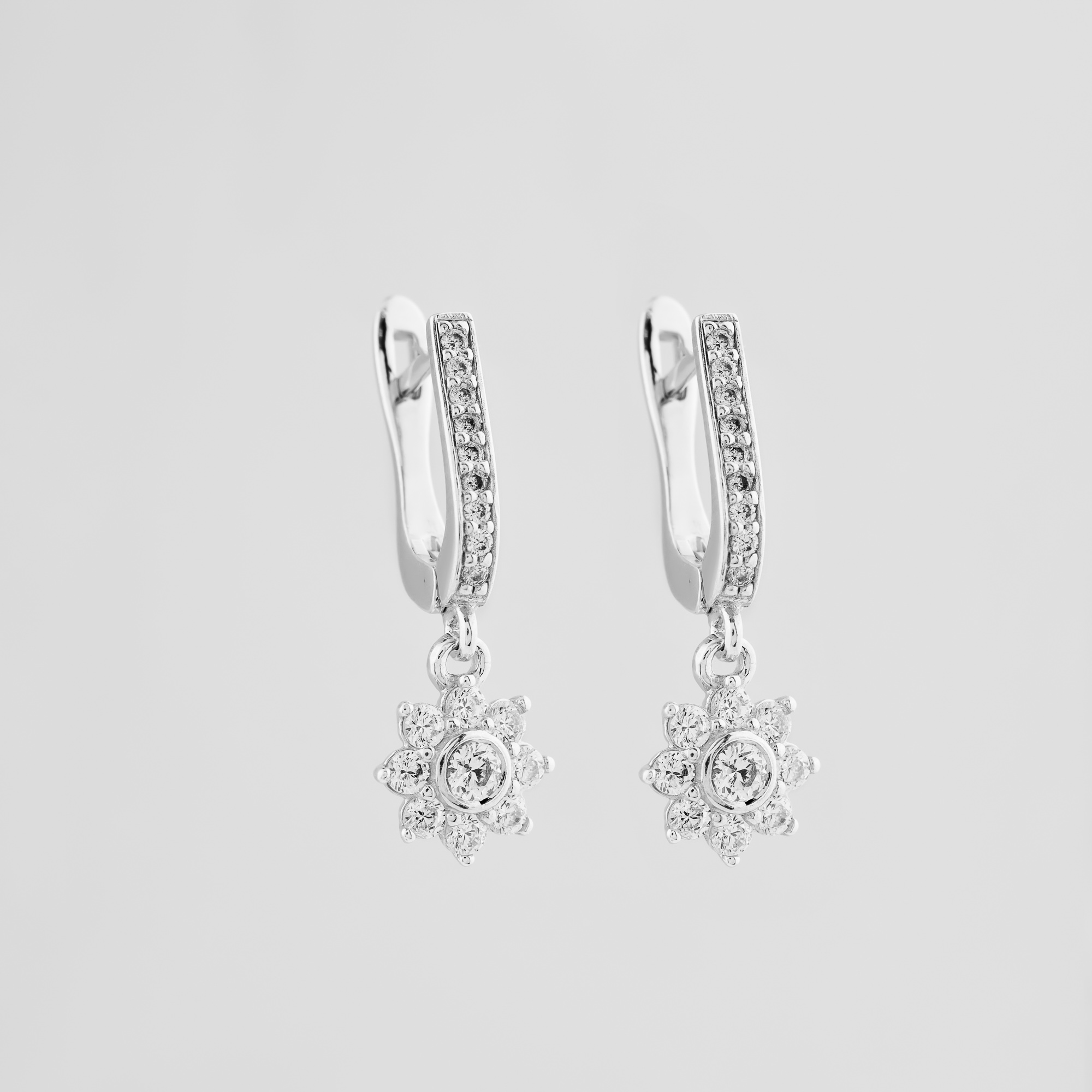 

Серебряные серьги Minimal 25206р