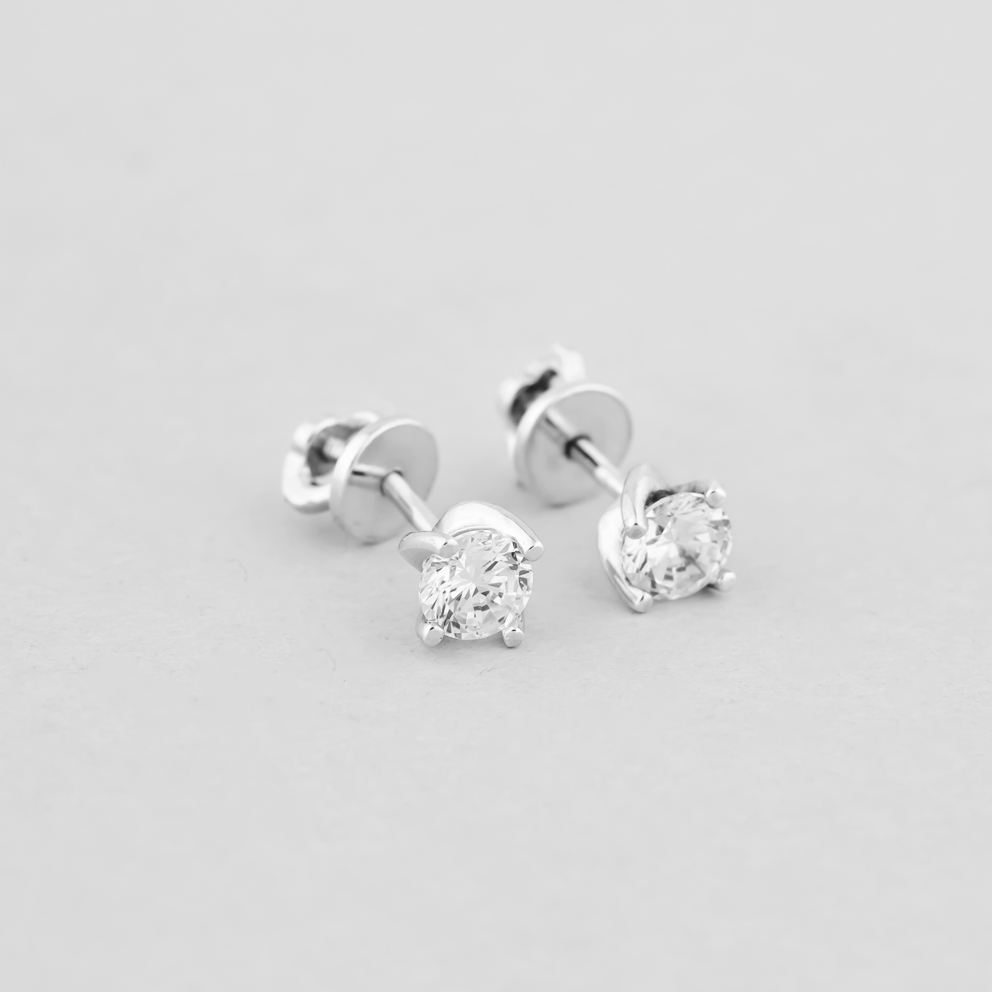 

Серебряные серьги Minimal 25037р