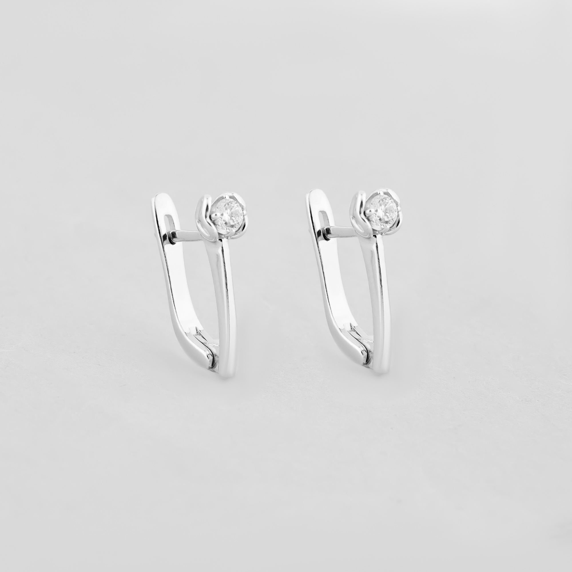 

Серебряные серьги Minimal 21018р