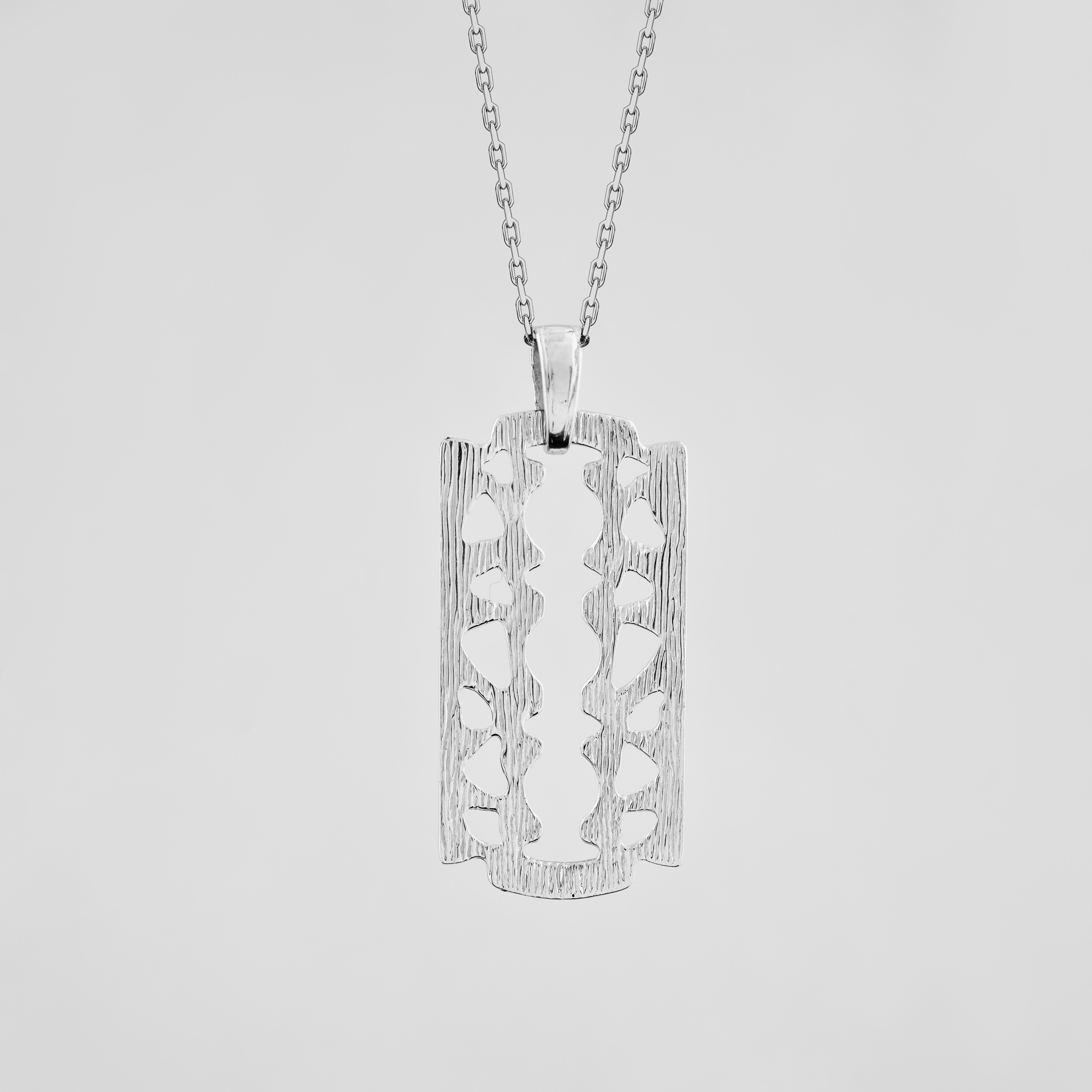 

Серебряная подвеска Minimal 3651р