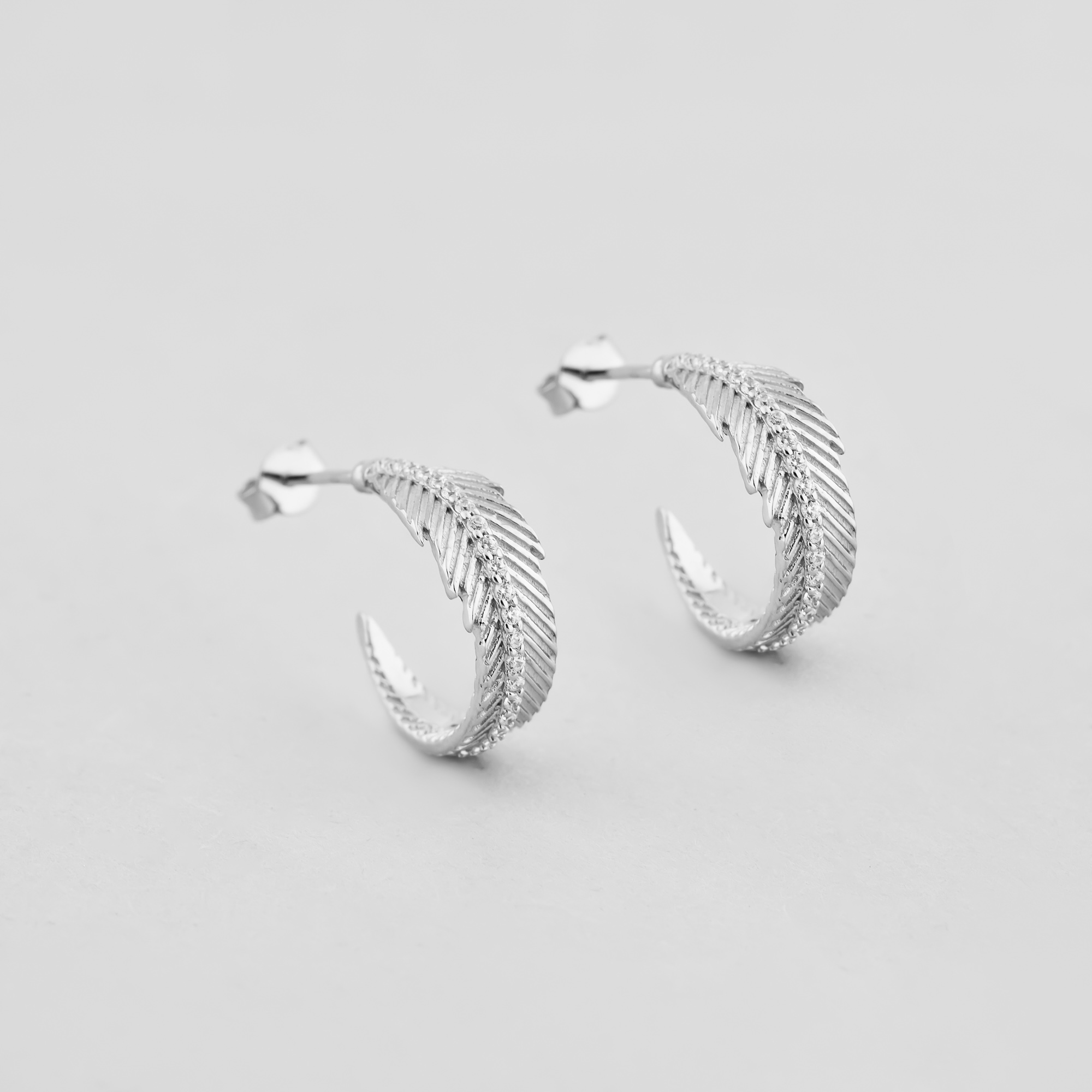 

Серебряные серьги Minimal ЛК-0312р