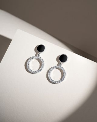 Чорні сережки пусети