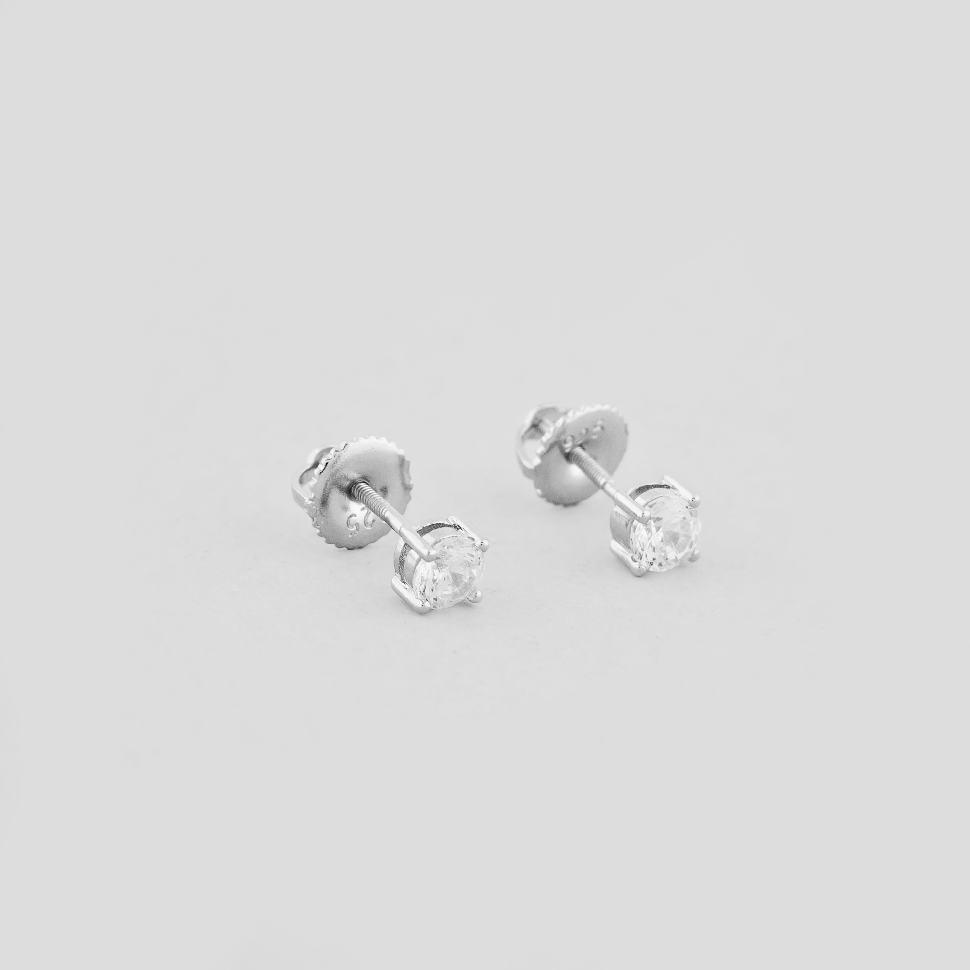 

Серьги Классический стиль