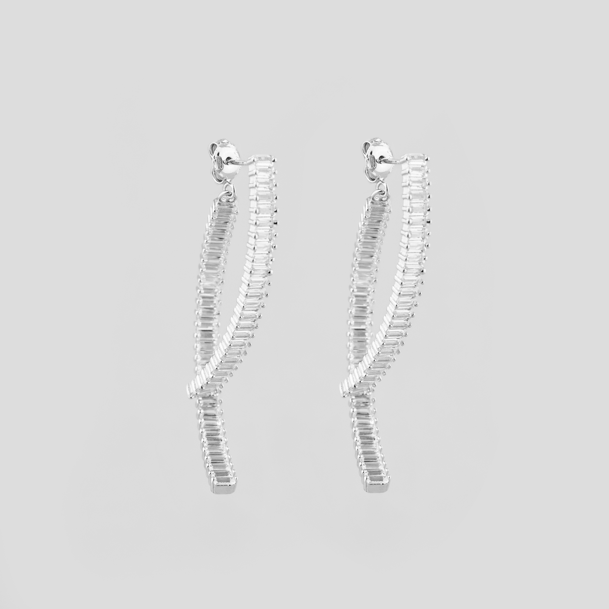 

Серебряные серьги Minimal 521128б