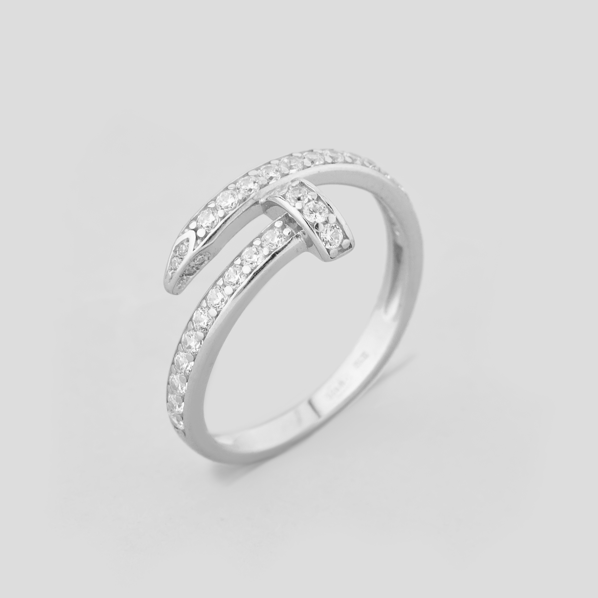 

Серебряное кольцо Minimal 10609- 16