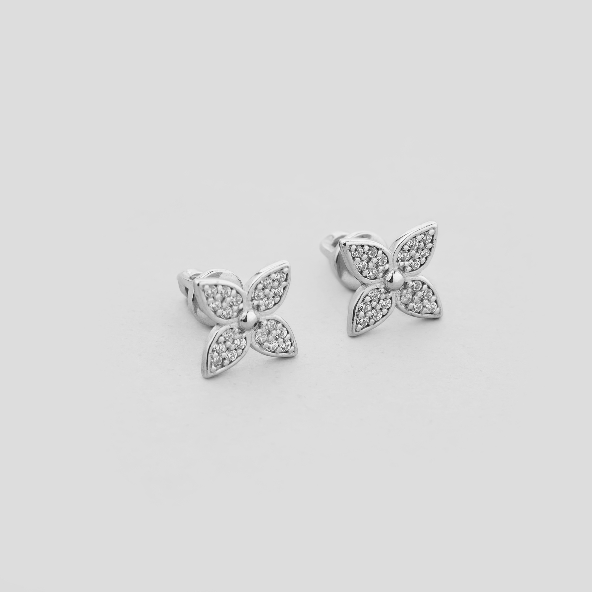 

Серебряные серьги Minimal ЛК-0357/1р