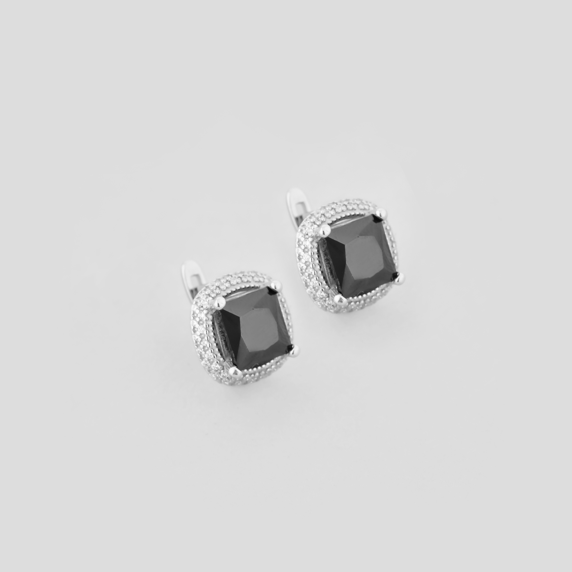 

Серебряные серьги Minimal 20727ch
