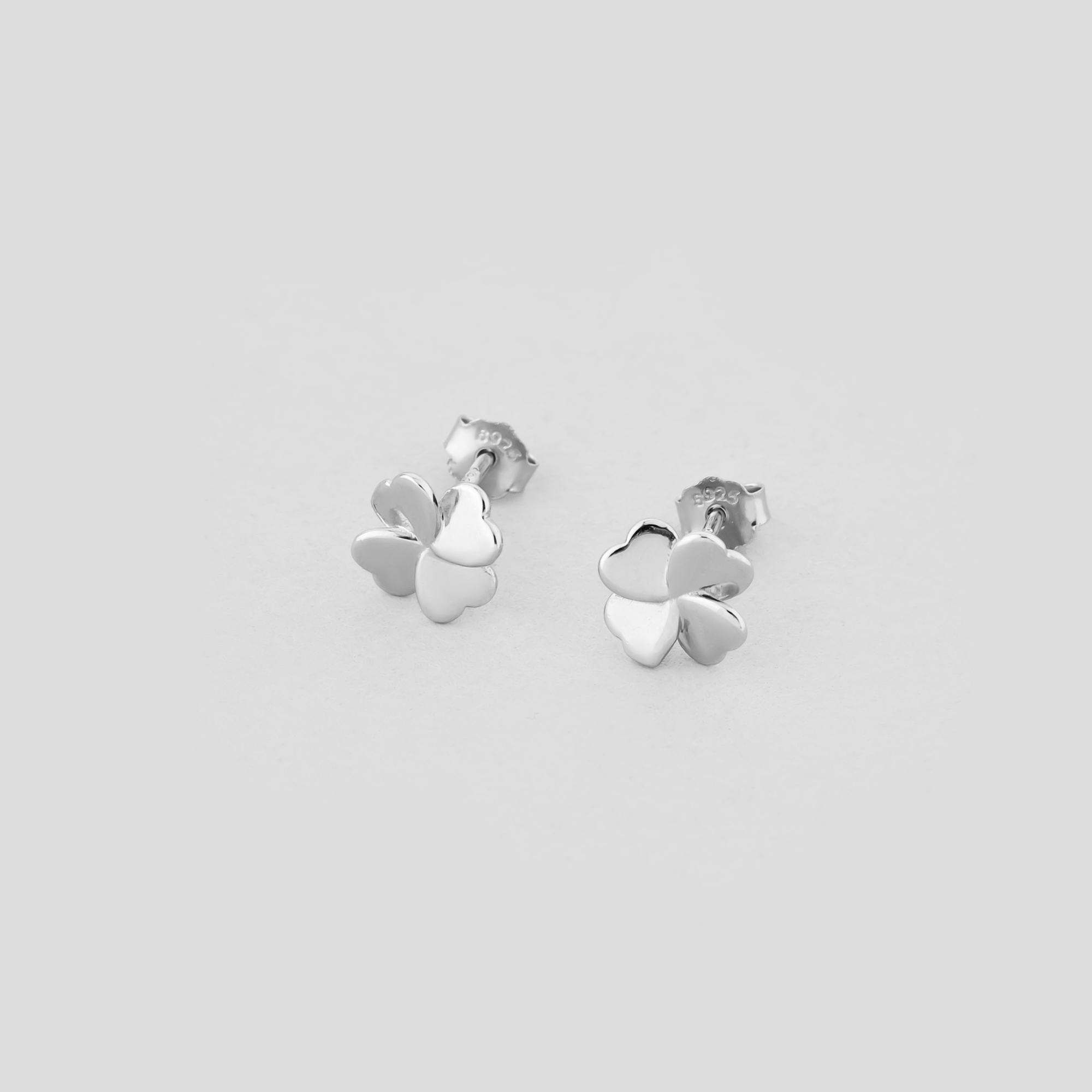 

Серебряные серьги Minimal 2-0036
