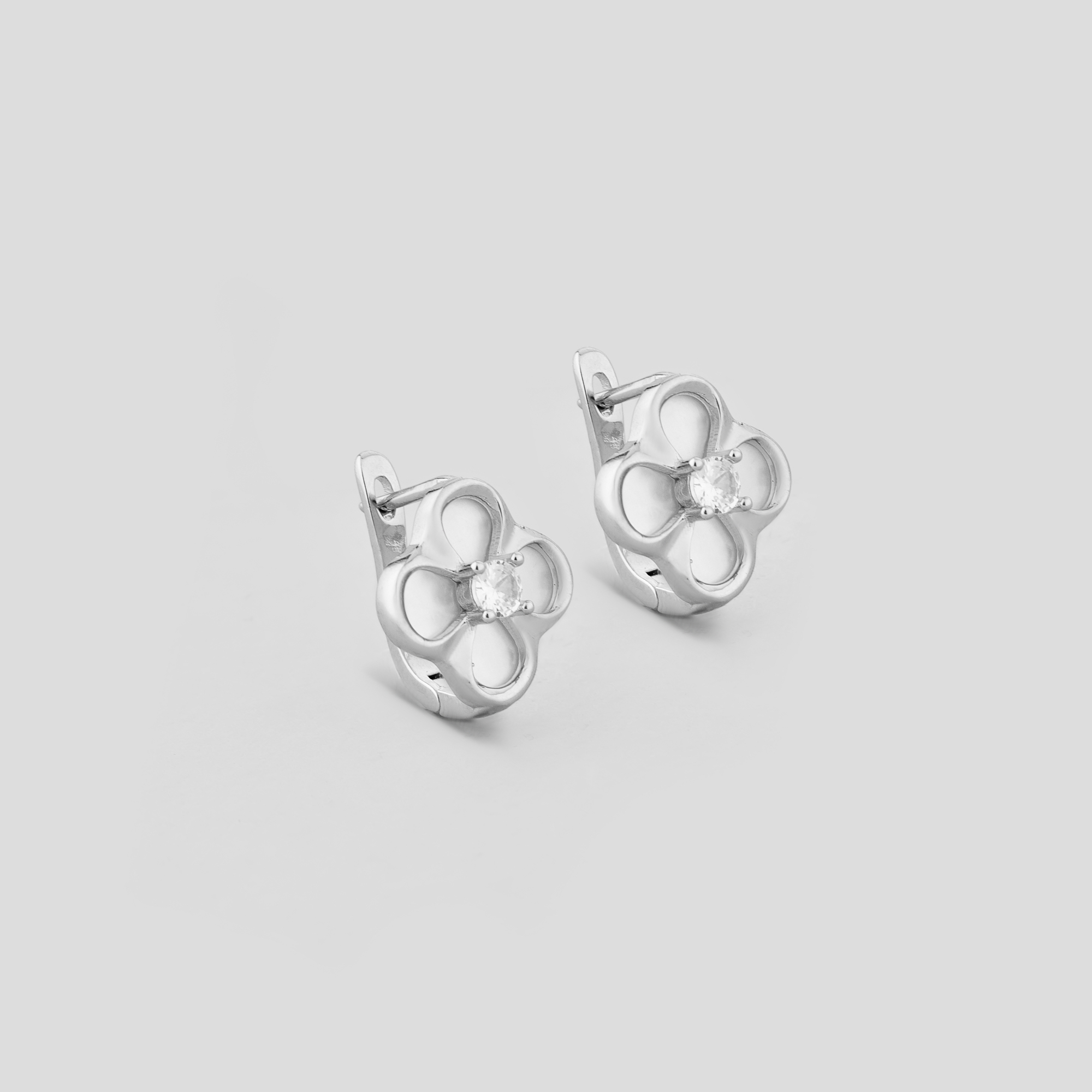 

Серебряные серьги Minimal 92-0047б