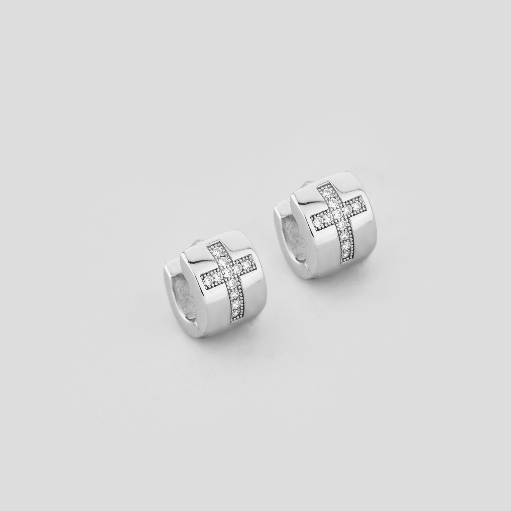 

Серебряные серьги Minimal 2-0025б