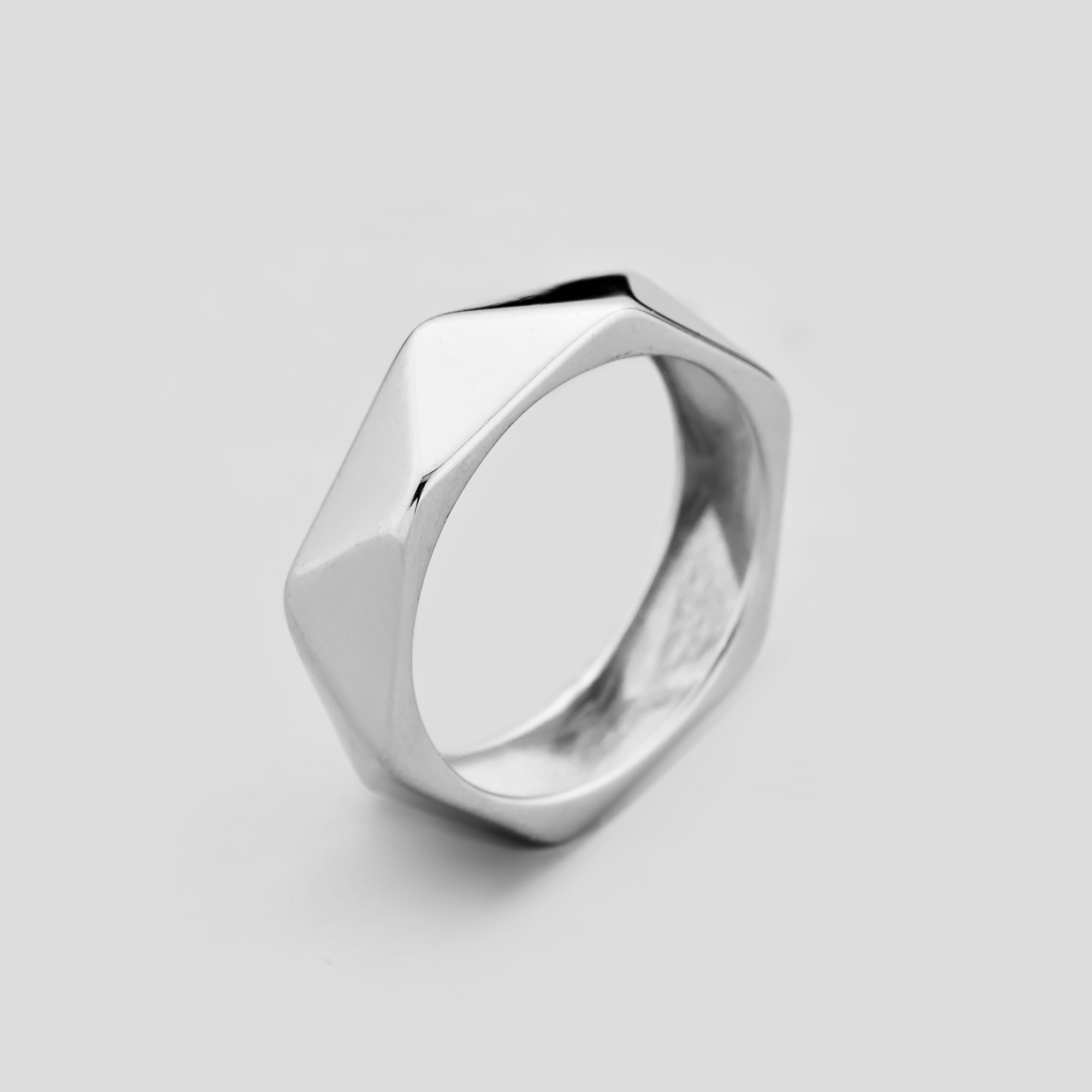 

Кольцо Совершенные грани