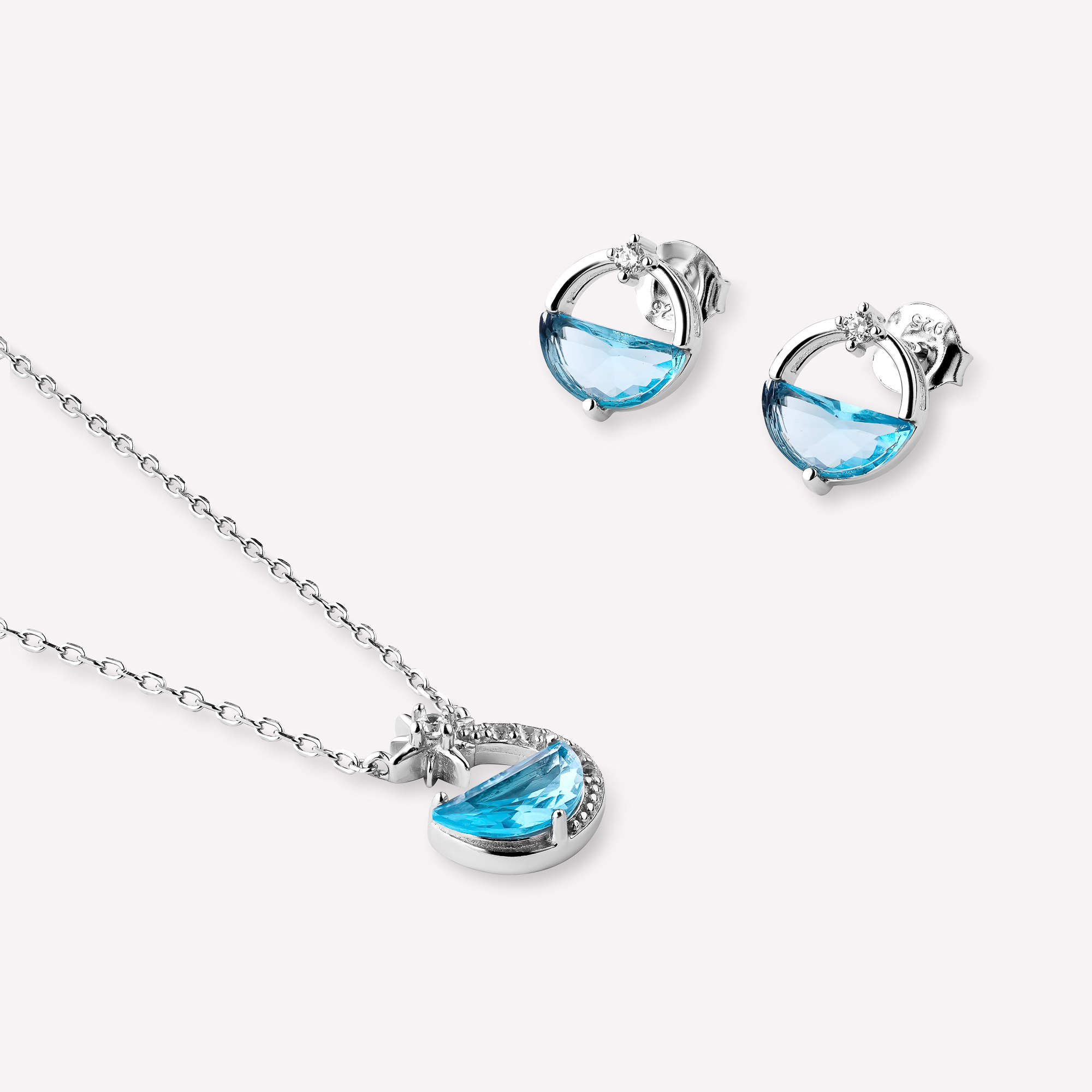 

Бандл Лунное Сияние